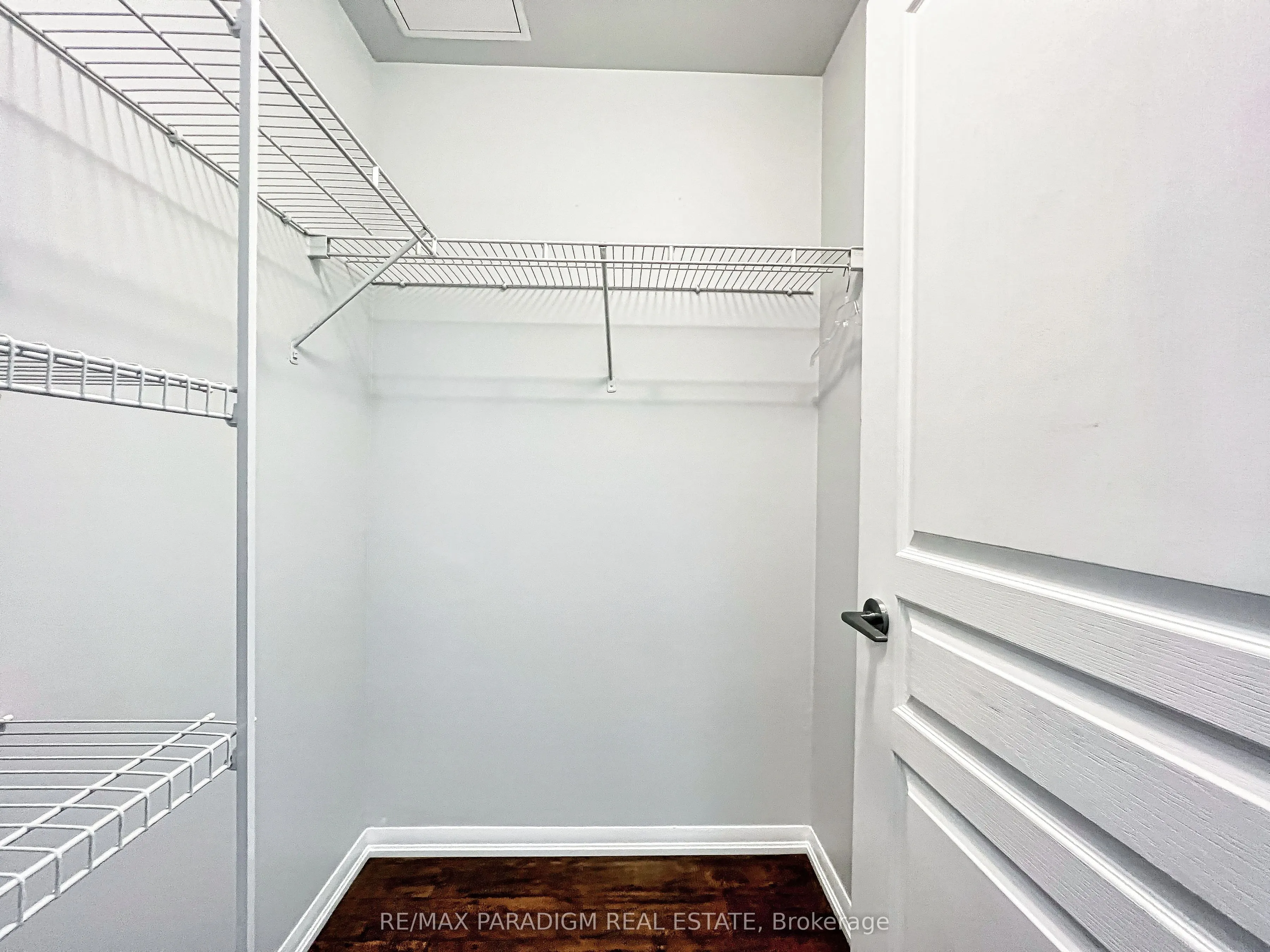 18 Yonge Street, #3713