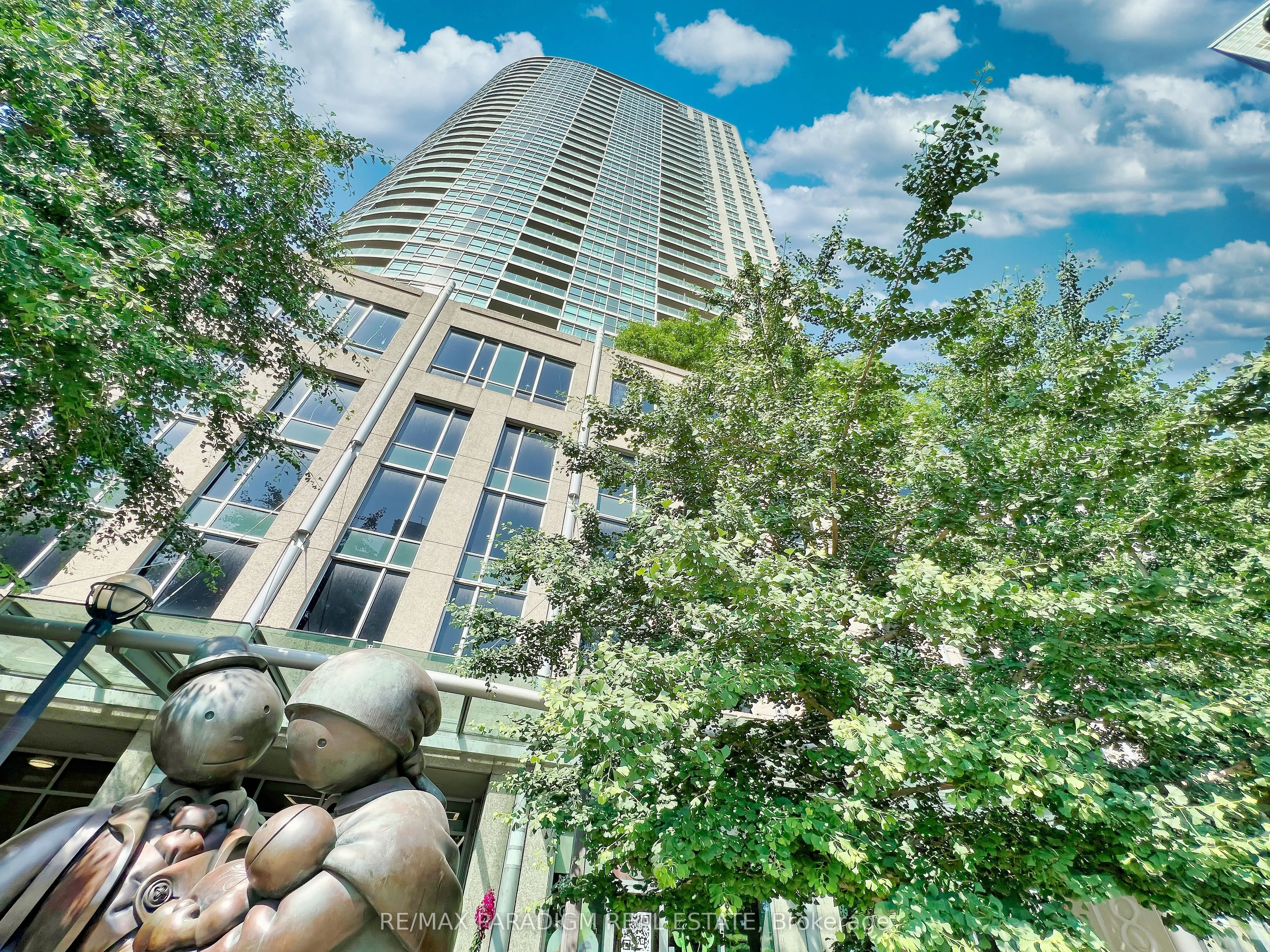 18 Yonge Street, #3713