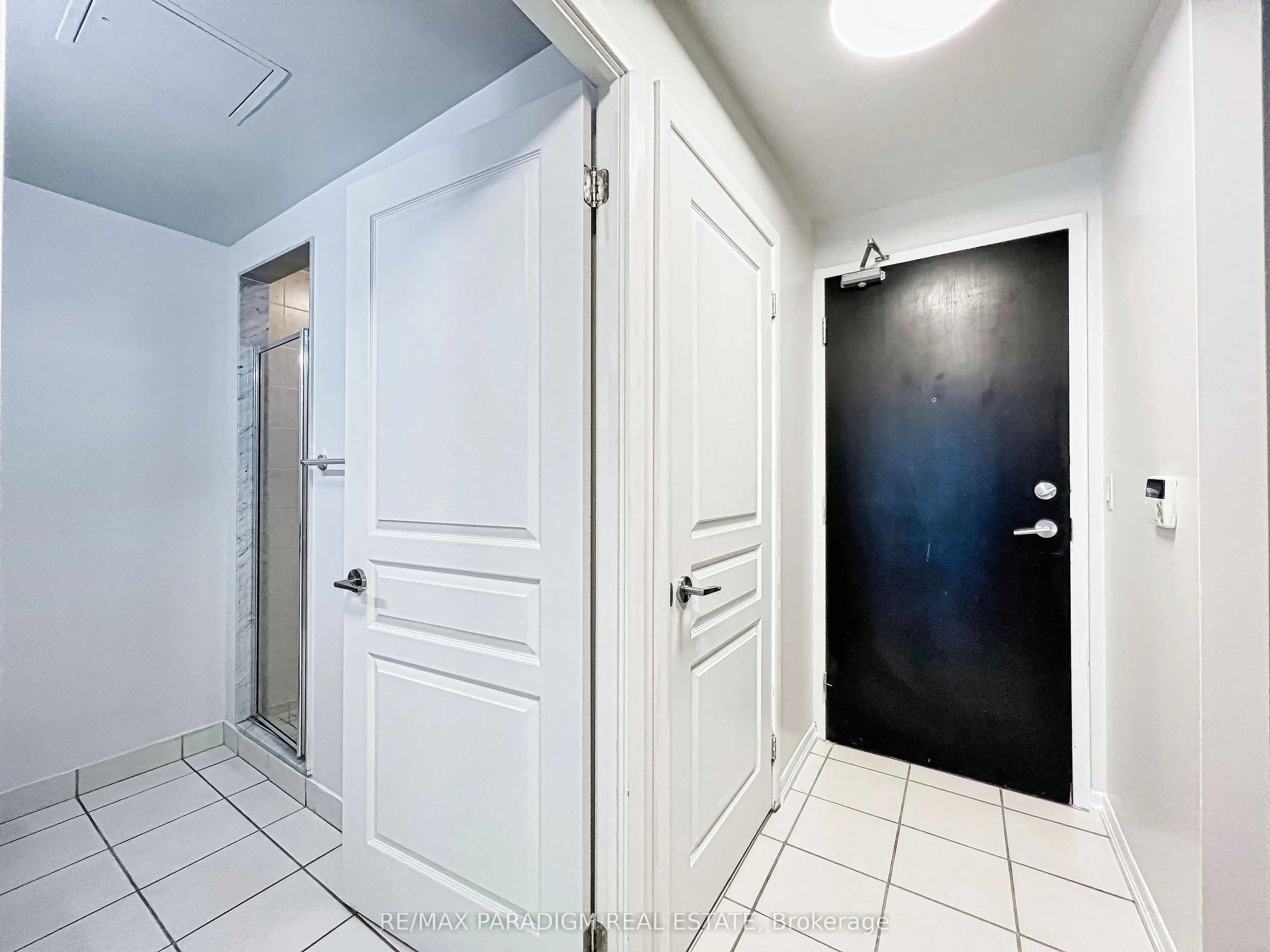 18 Yonge Street, #3713