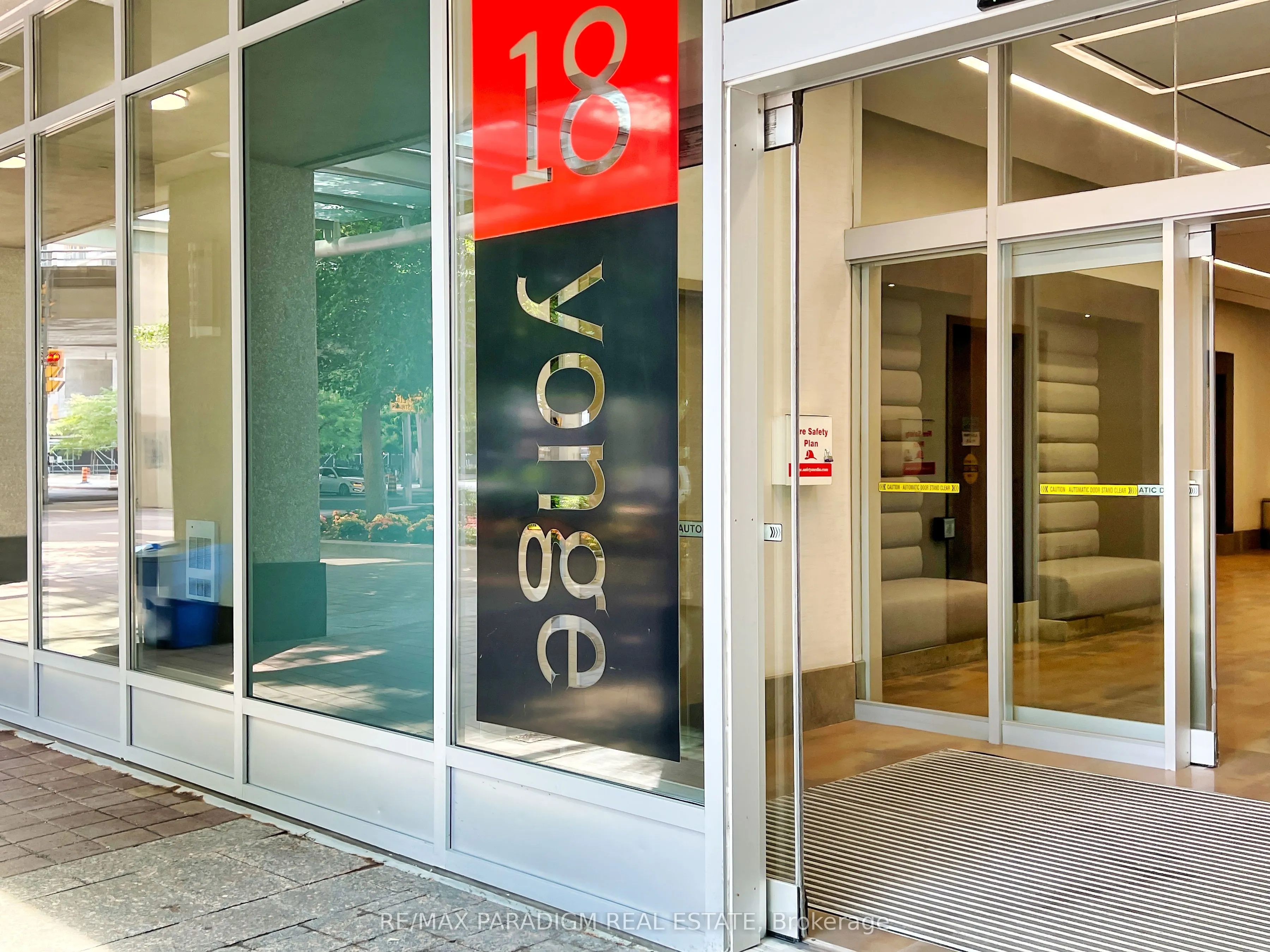 18 Yonge Street, #3713