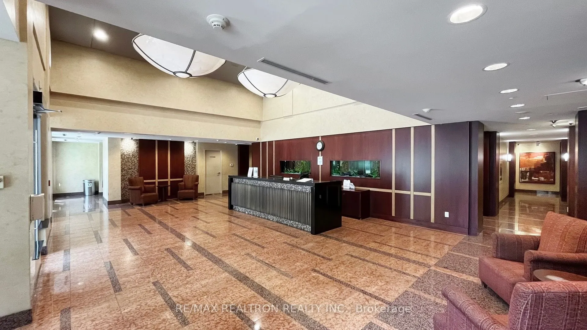 21 Hillcrest Avenue, #2007