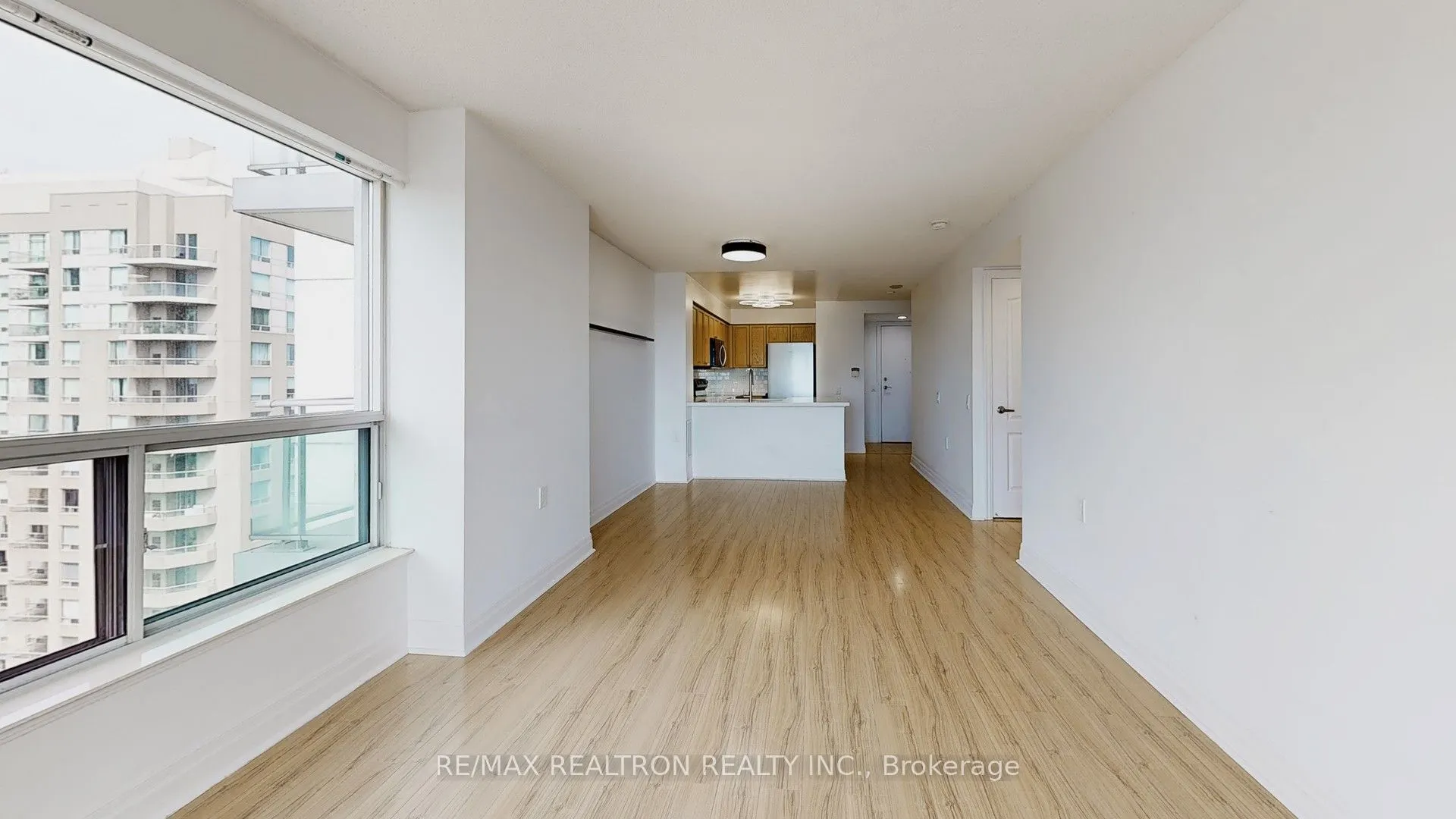 21 Hillcrest Avenue, #2007