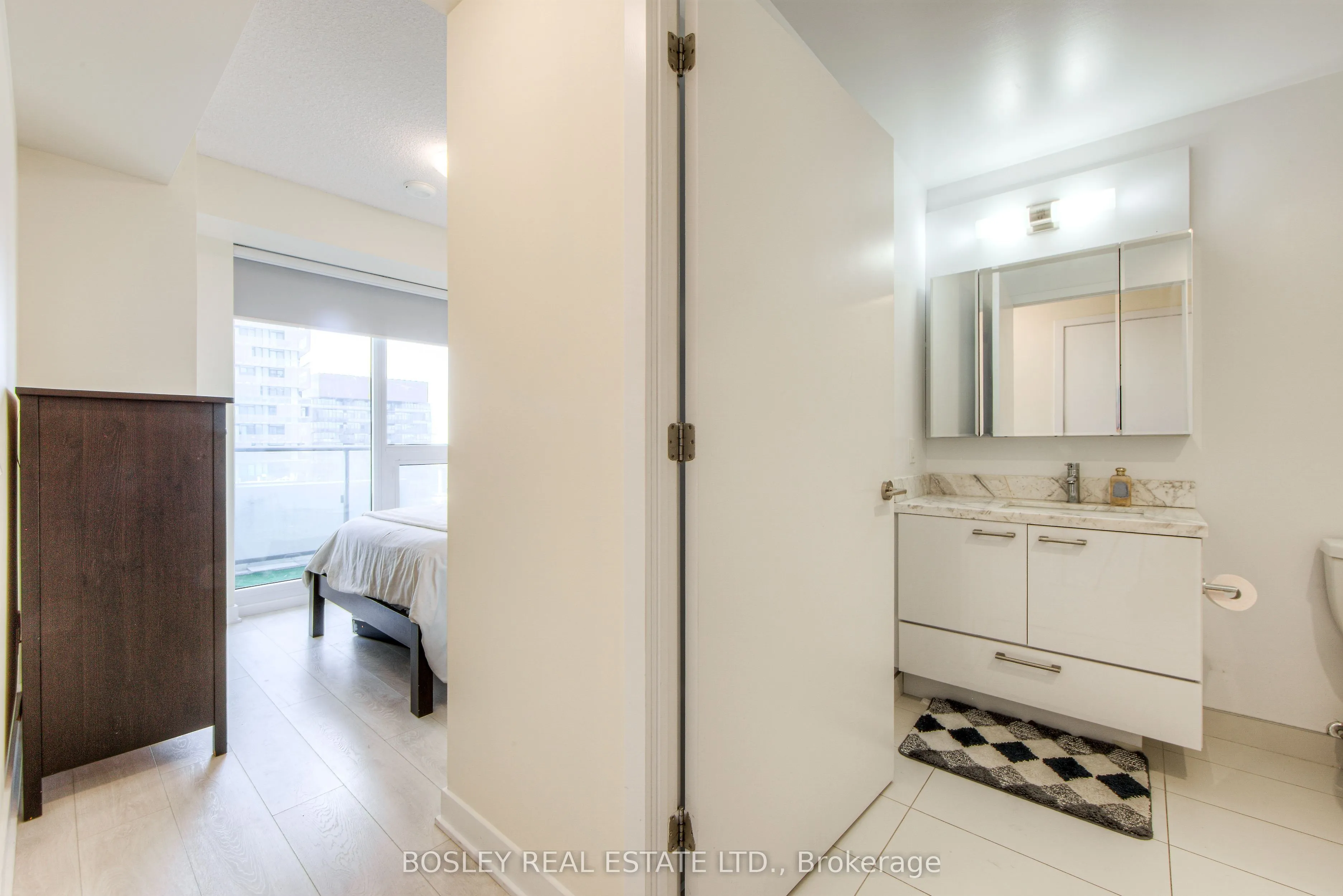 2221 Yonge Street, #3110