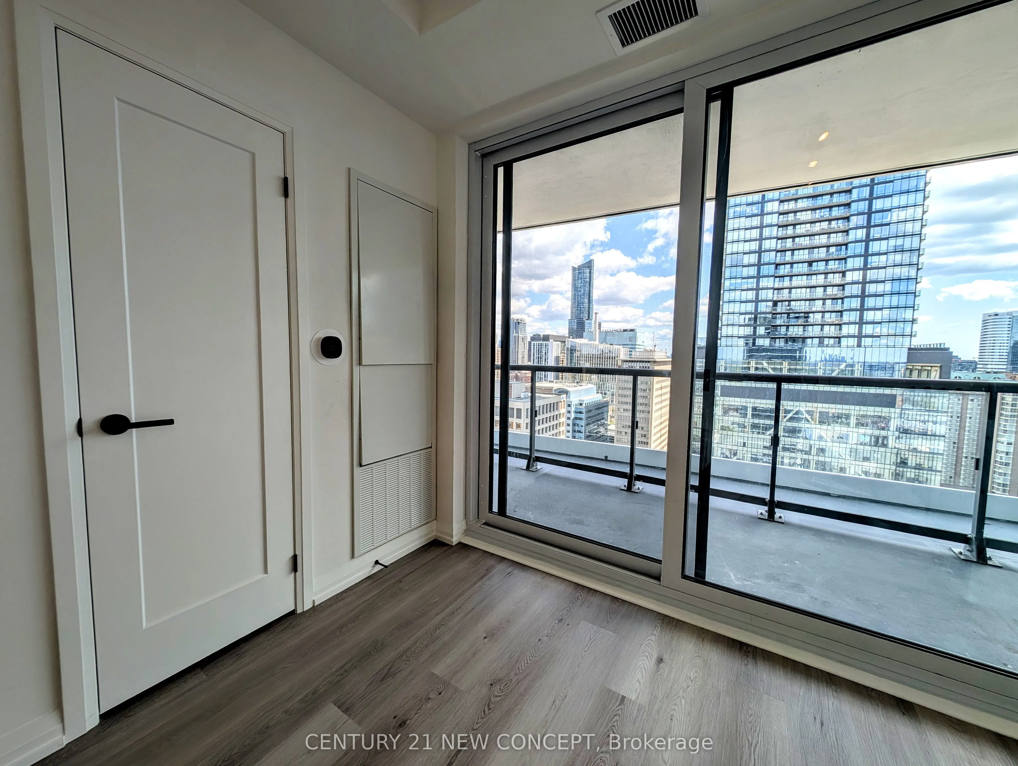 280 Dundas Street W, #2703