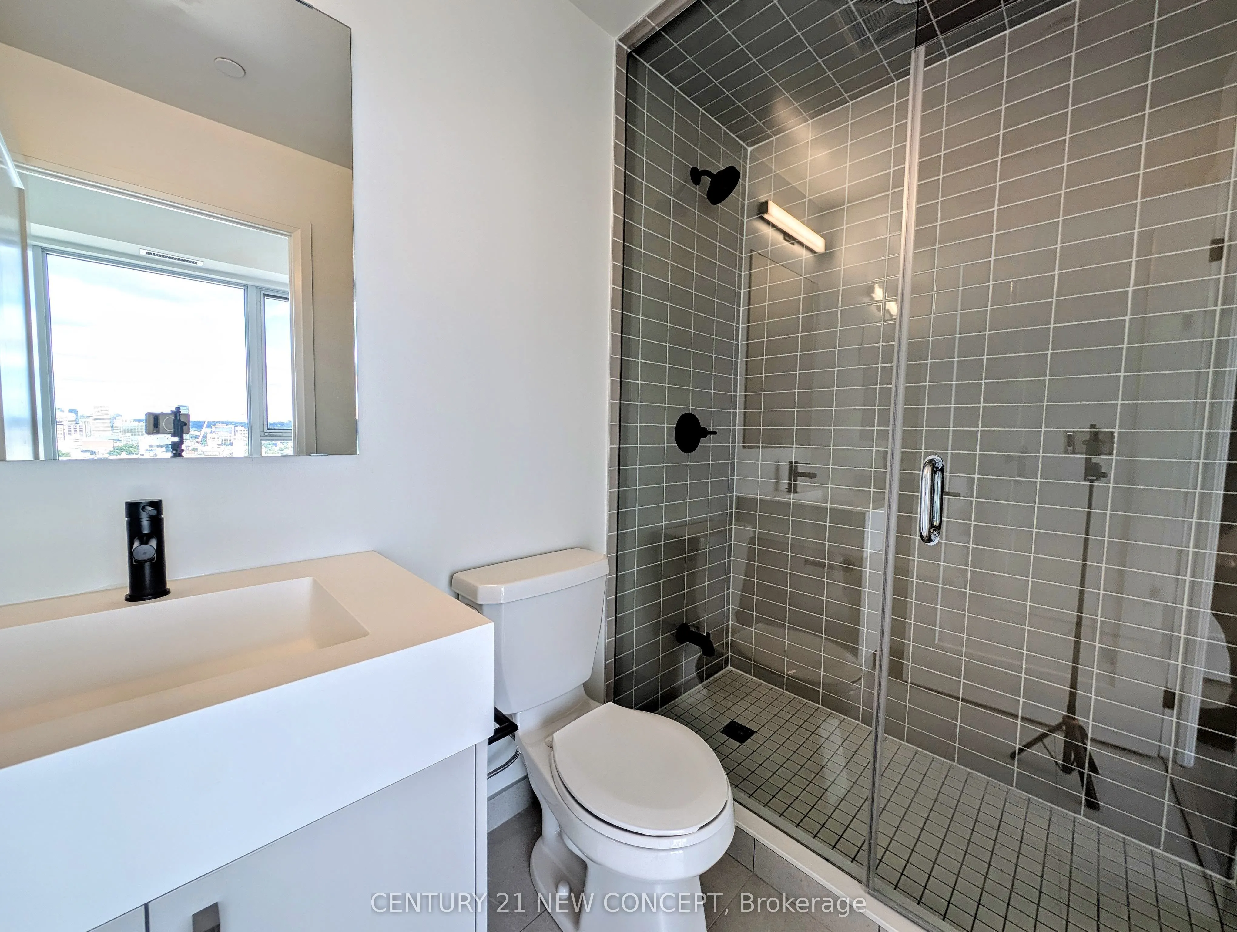 280 Dundas Street W, #2703