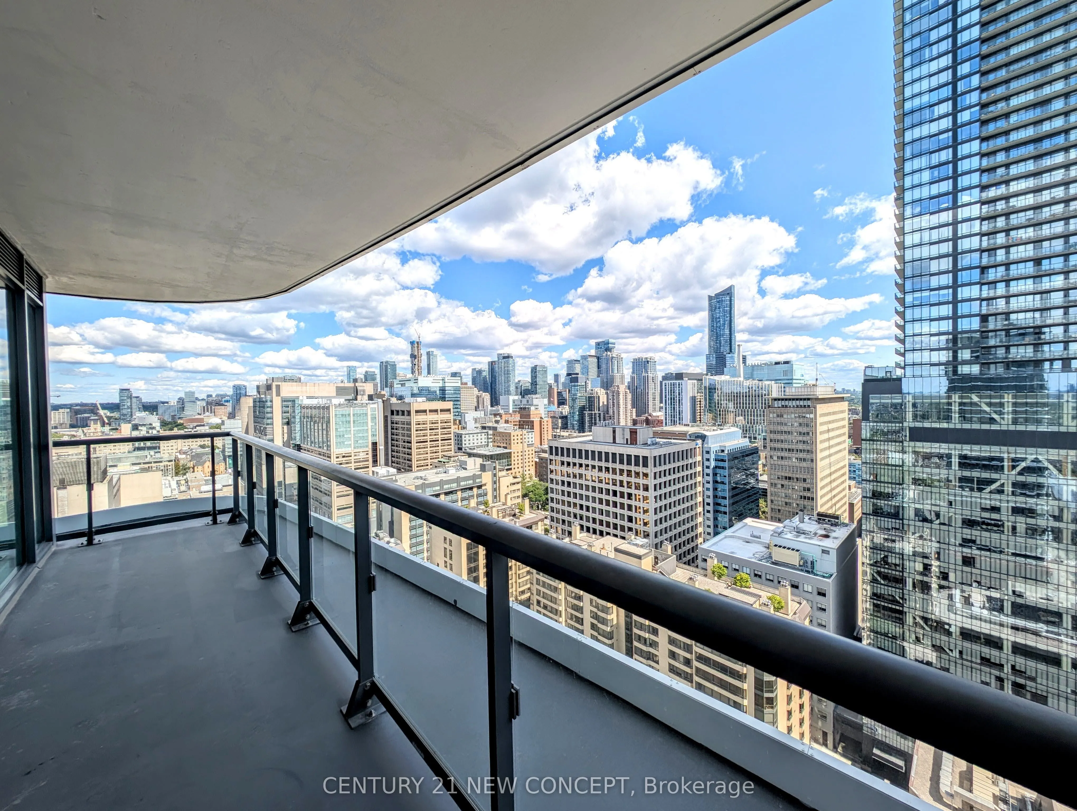 280 Dundas Street W, #2703