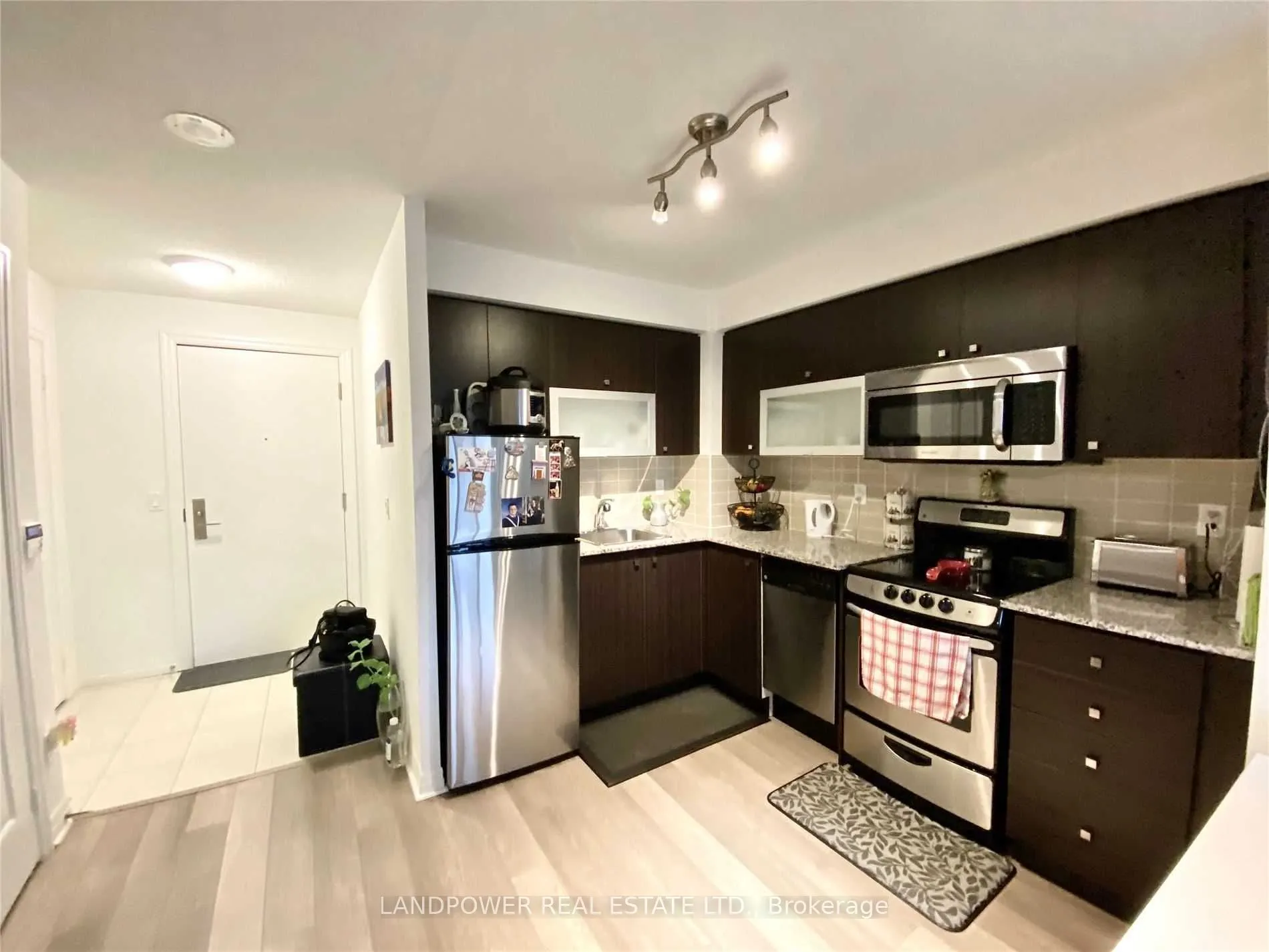 275 Yorkland Road, #812