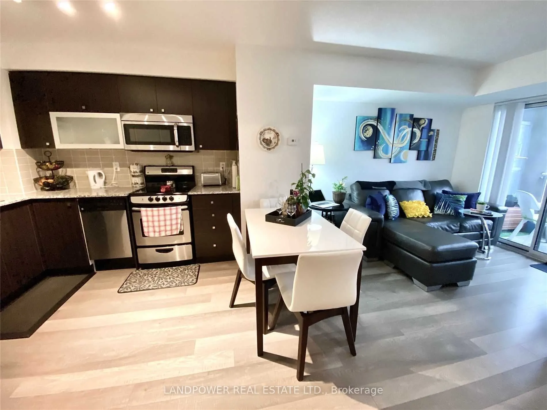 275 Yorkland Road, #812