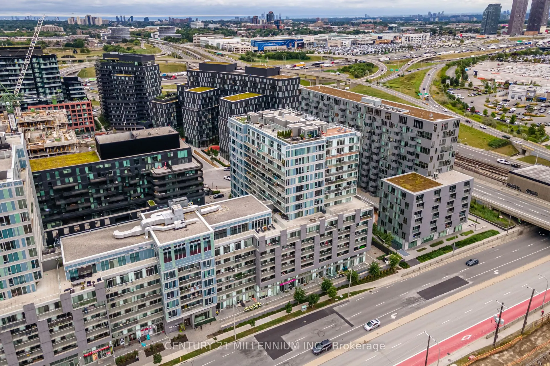 565 Wilson Avenue, #513