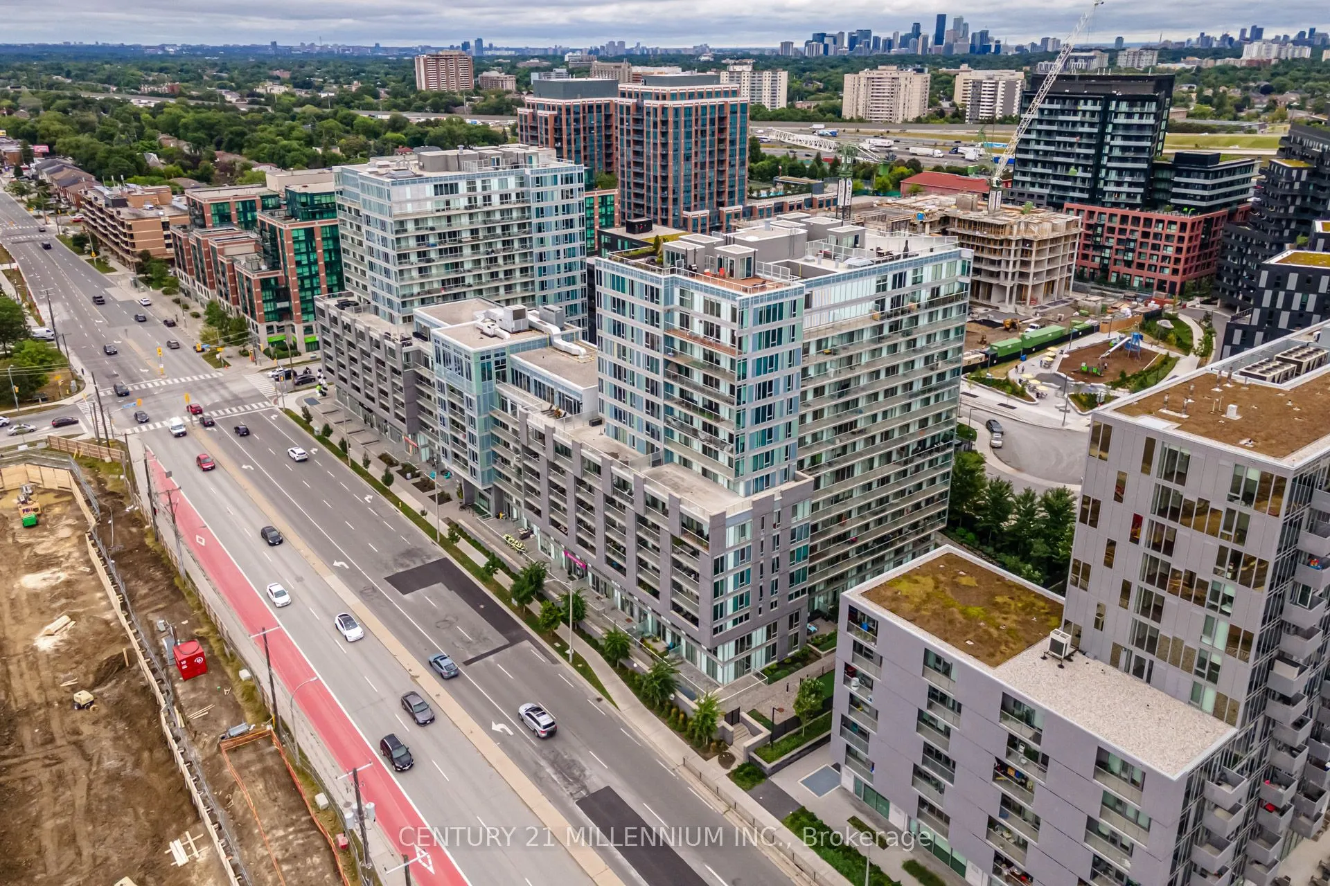 565 Wilson Avenue, #513