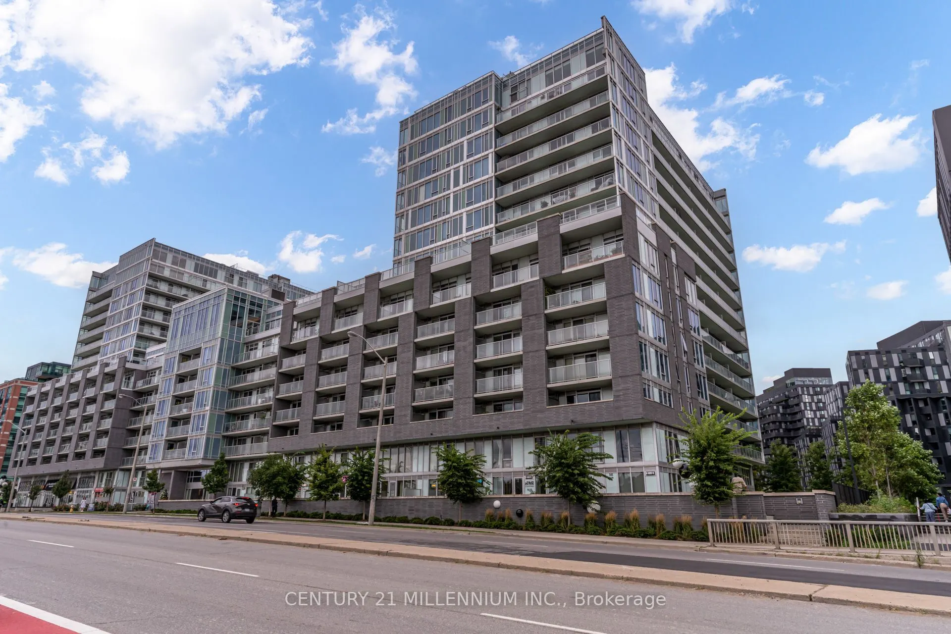 565 Wilson Avenue, #513