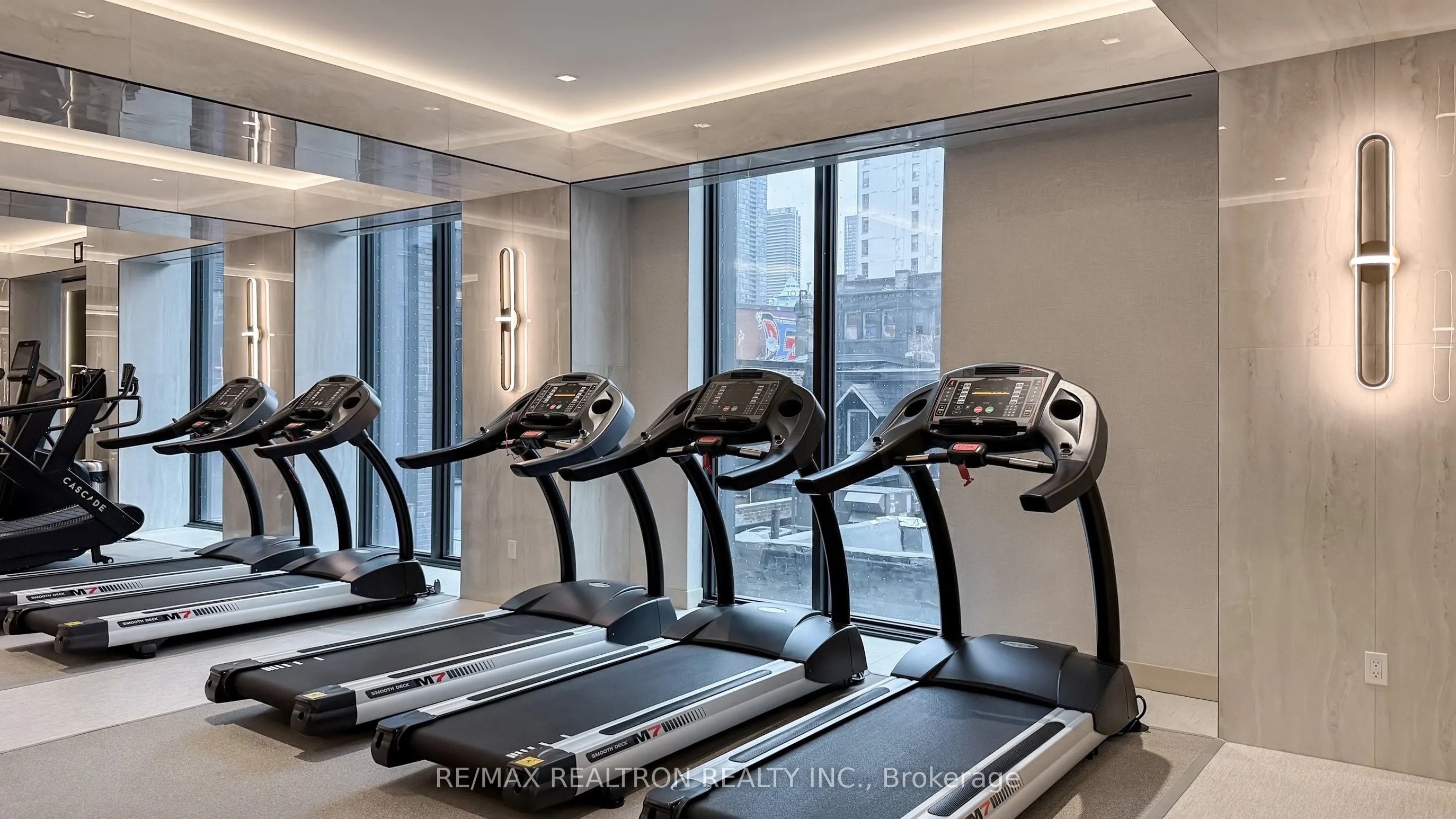 8 Wellesley Street W, #5808
