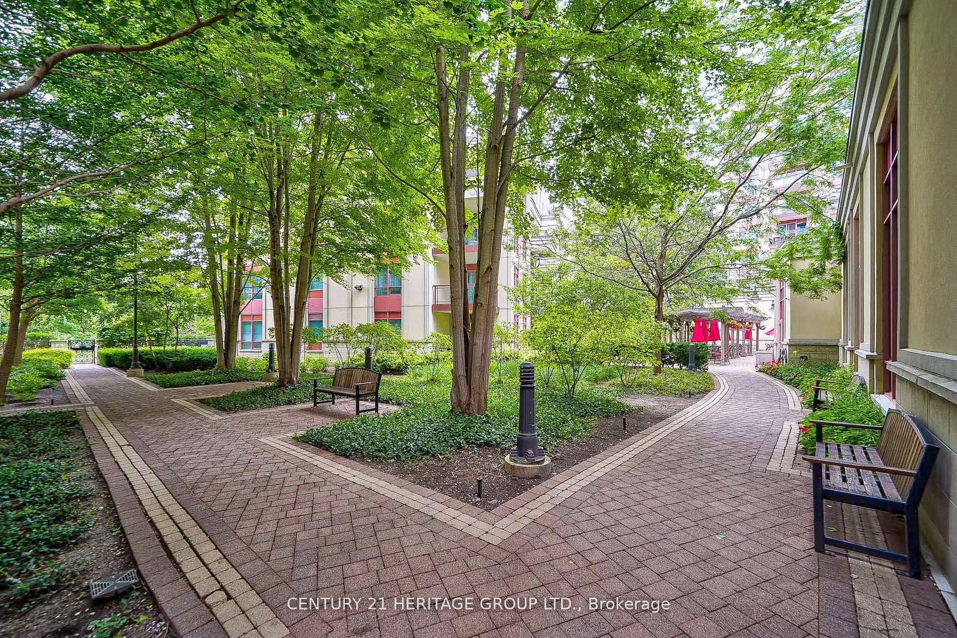 23 Rean Drive, #707