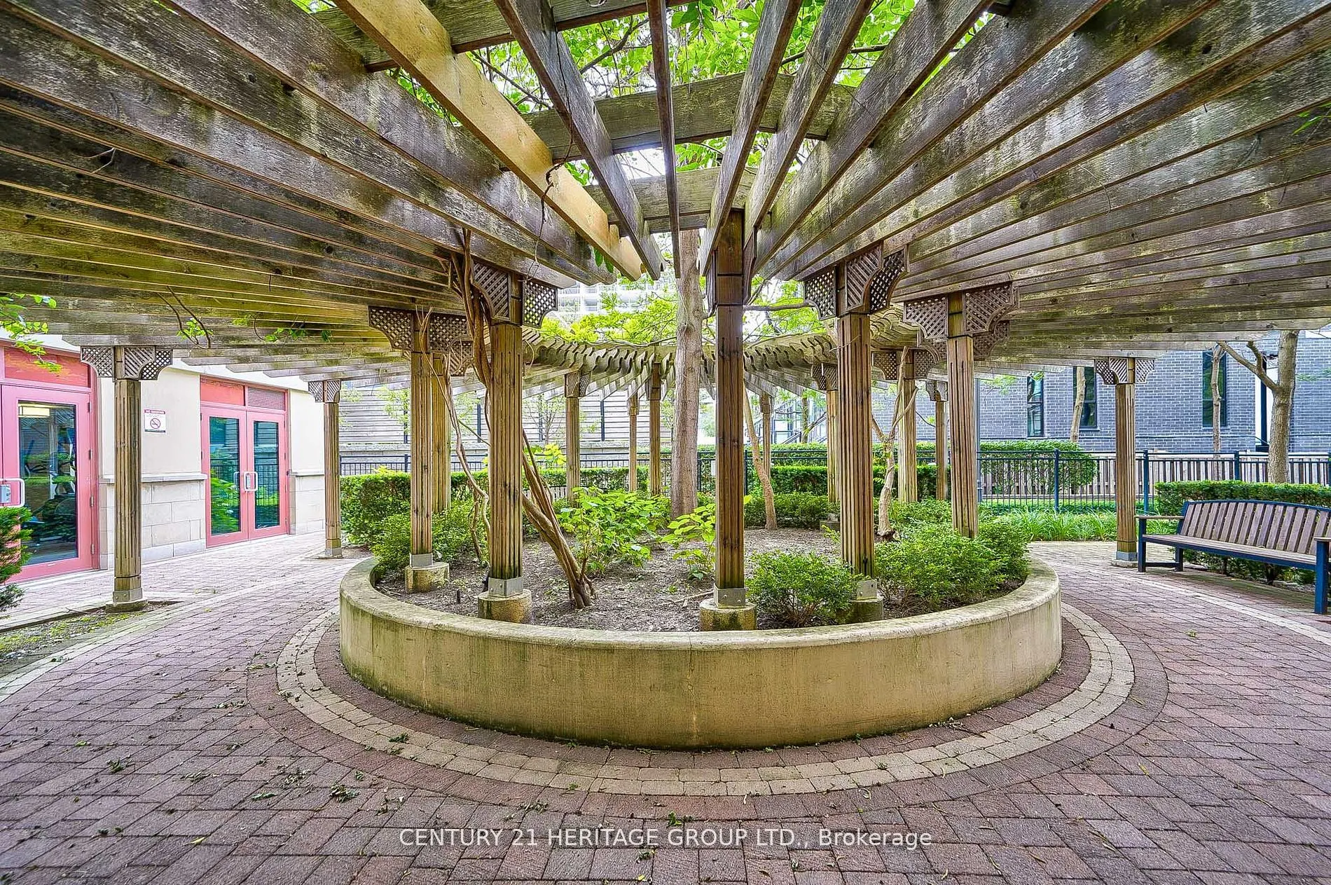 23 Rean Drive, #707