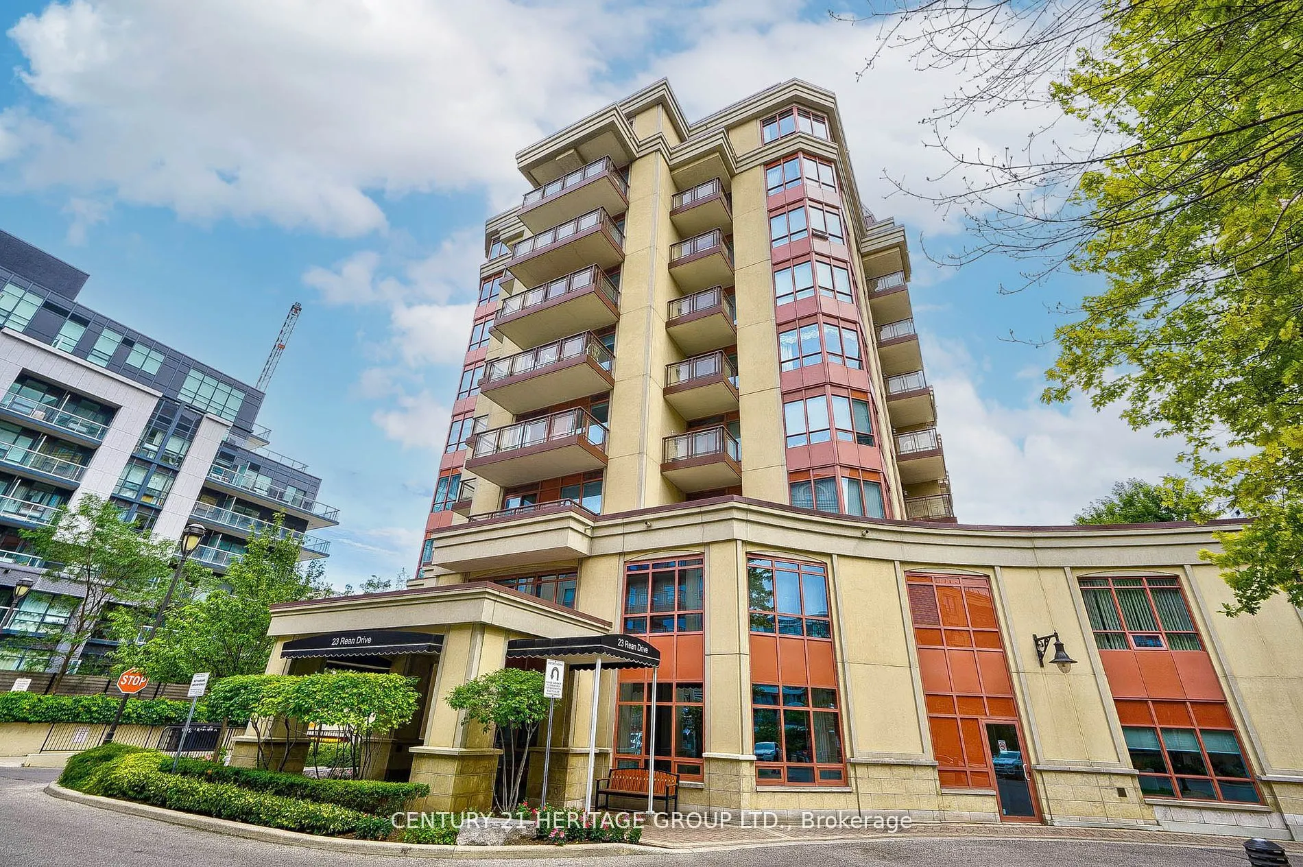 23 Rean Drive, #707