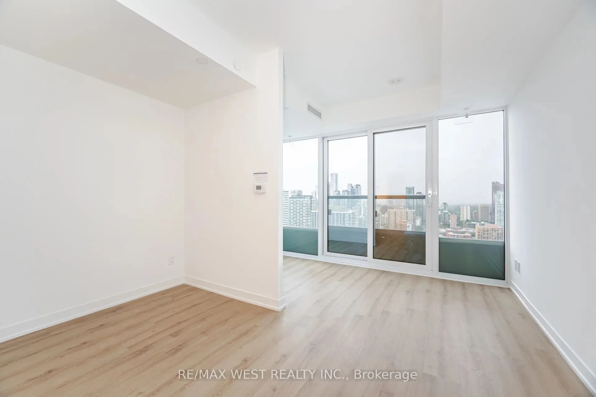 319 Jarvis Street, #4609