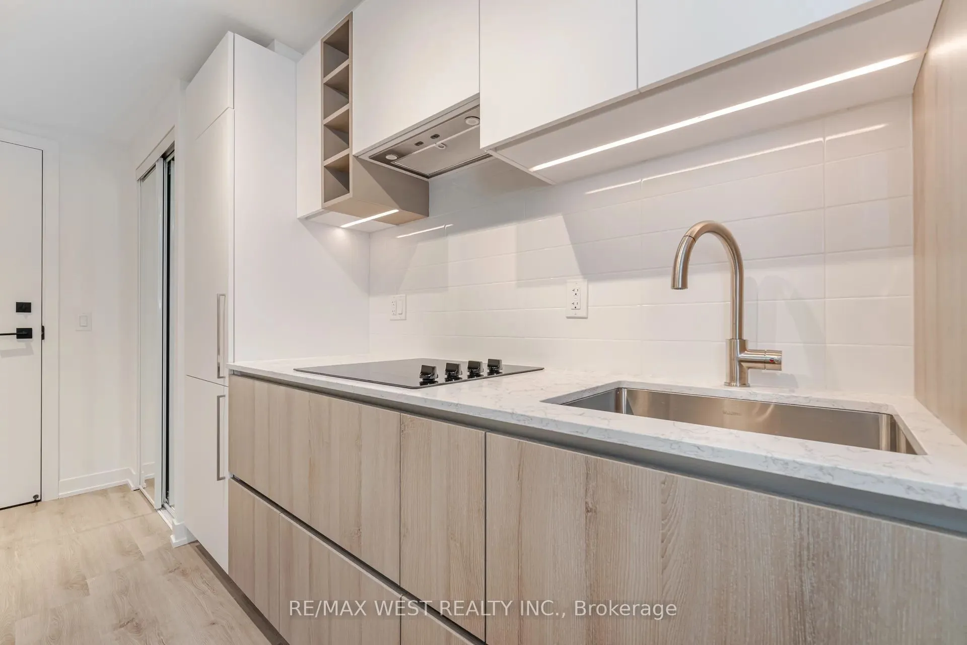 319 Jarvis Street, #4609
