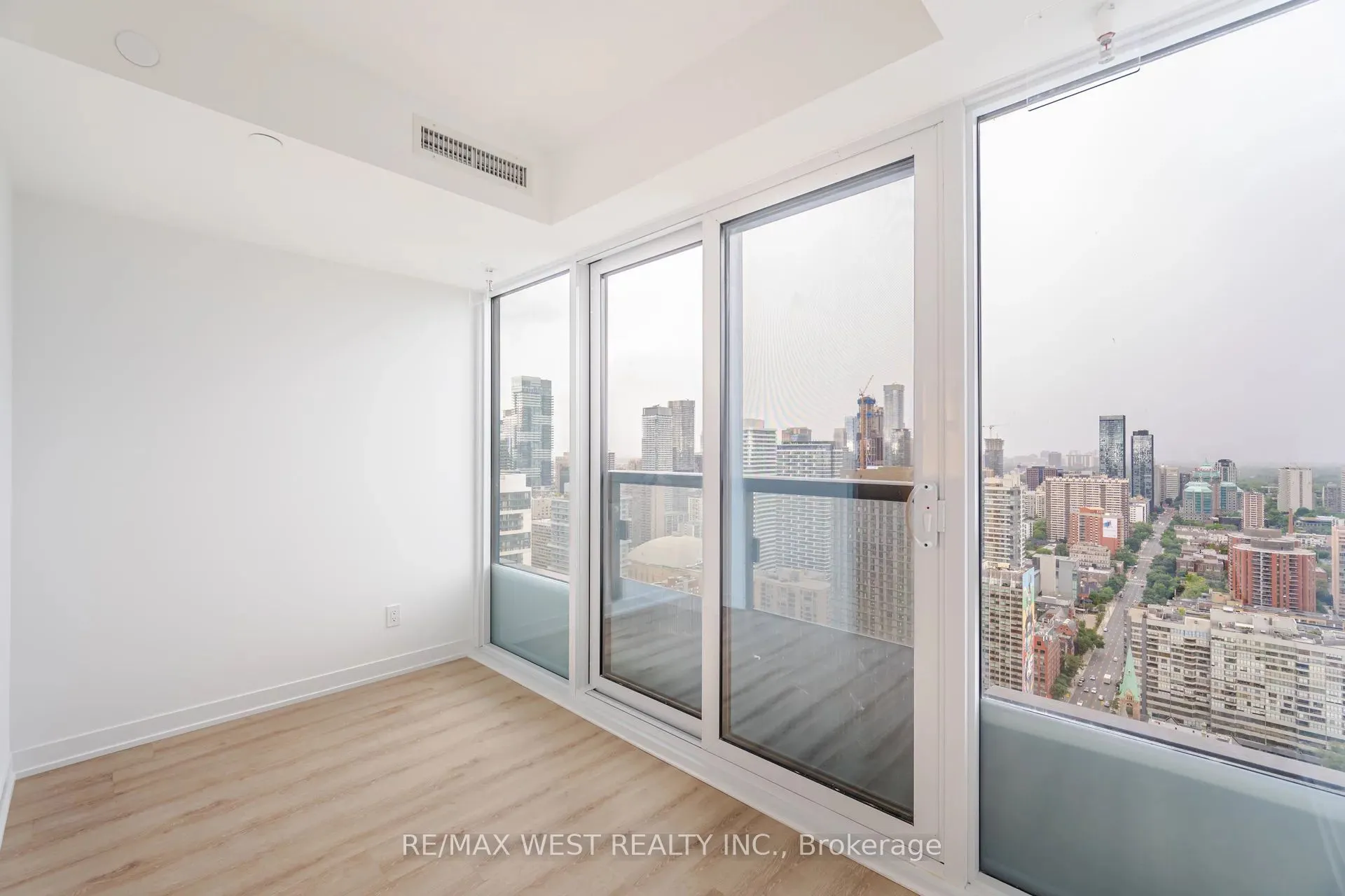 319 Jarvis Street, #4609