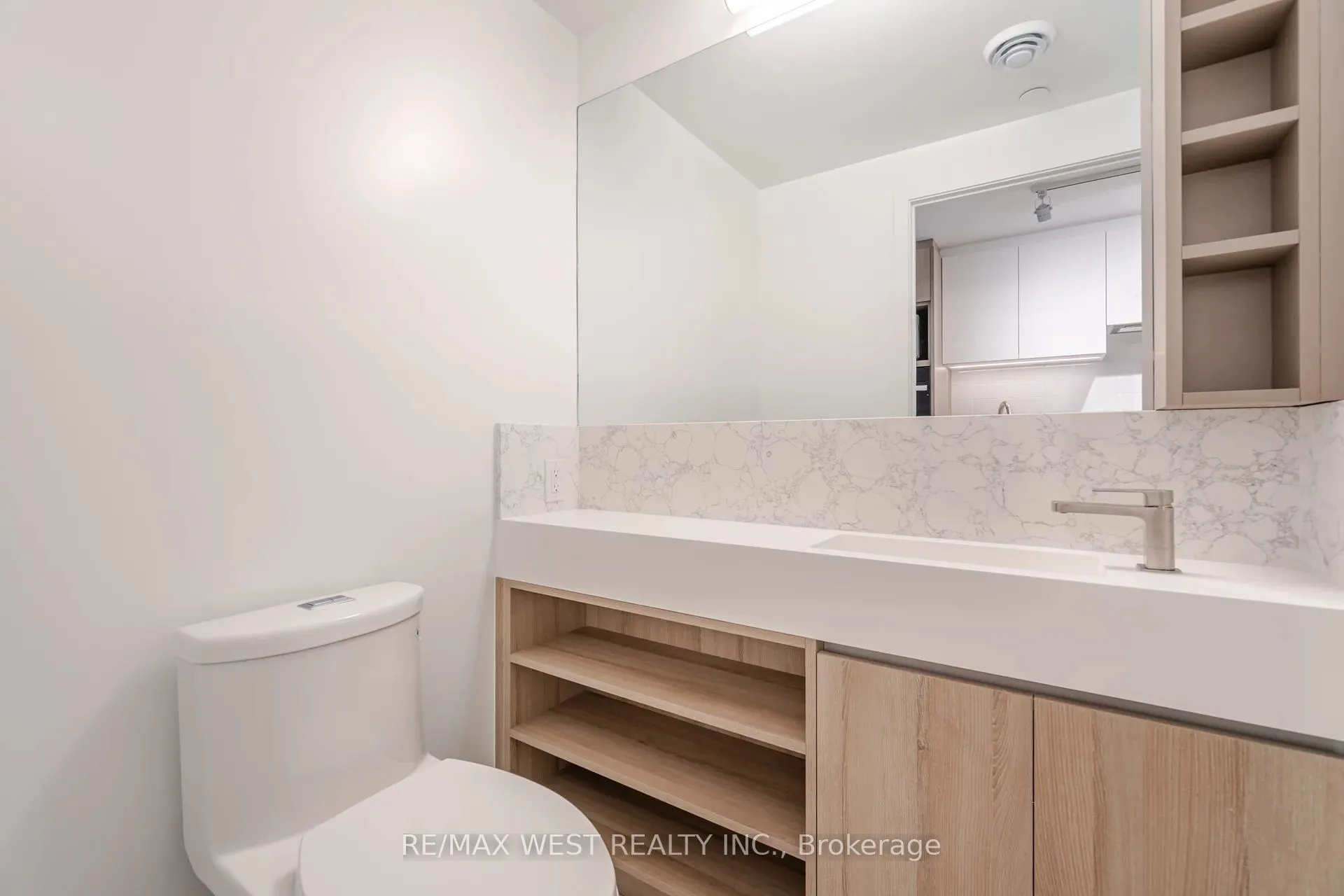 319 Jarvis Street, #4609
