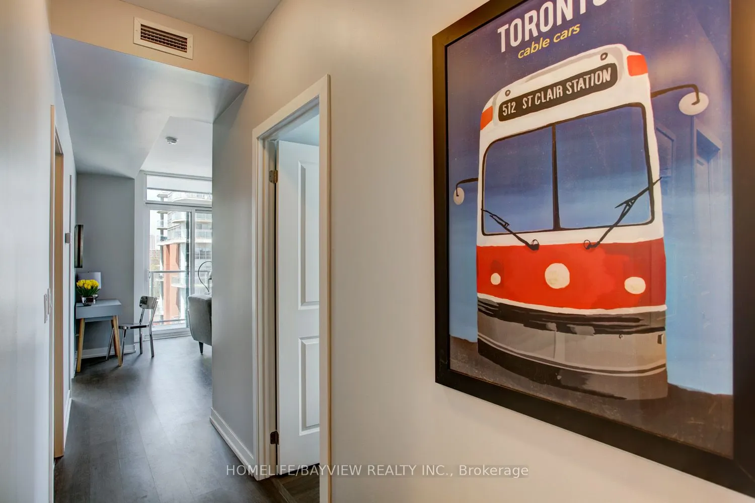 105 George Street, #804