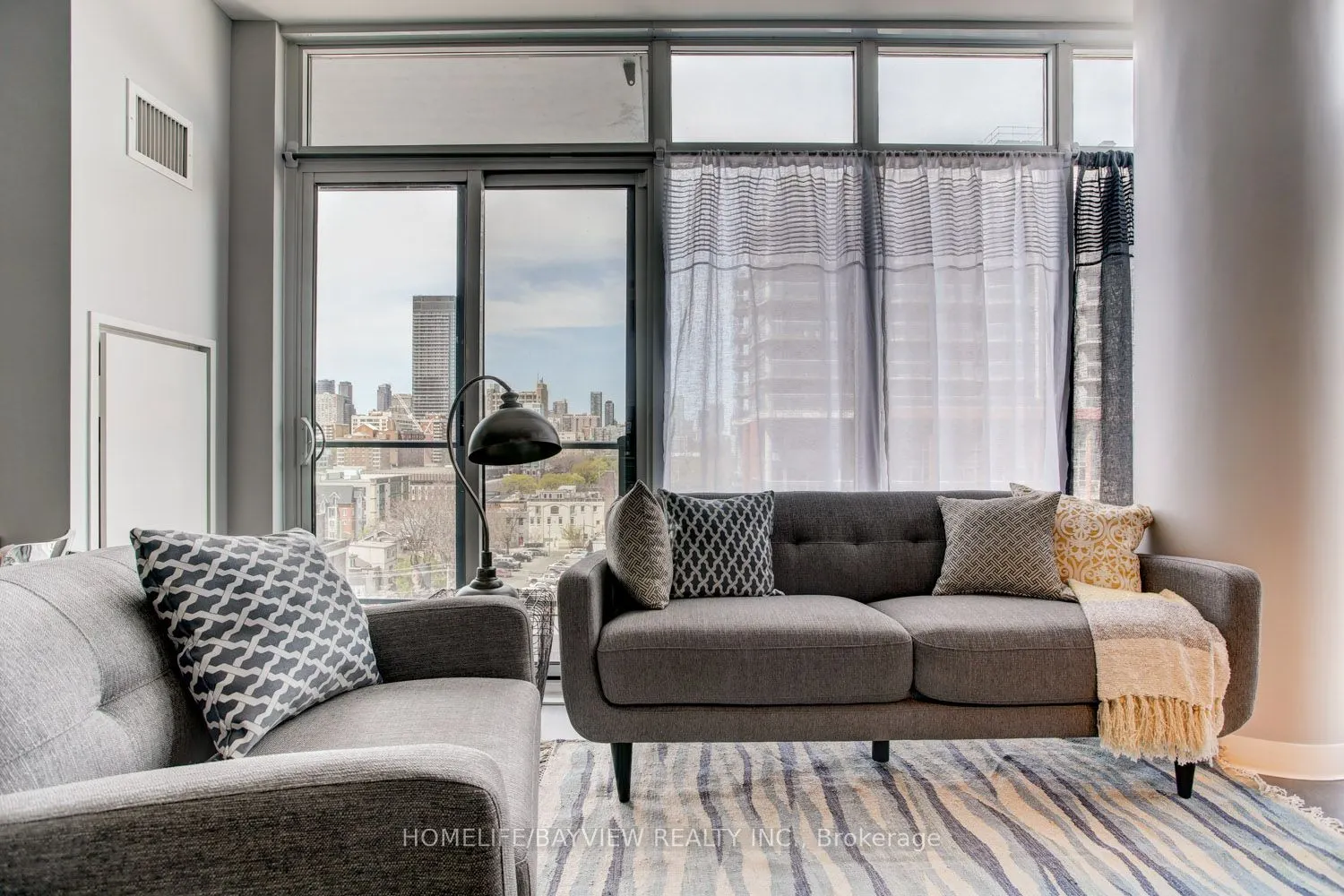 105 George Street, #804