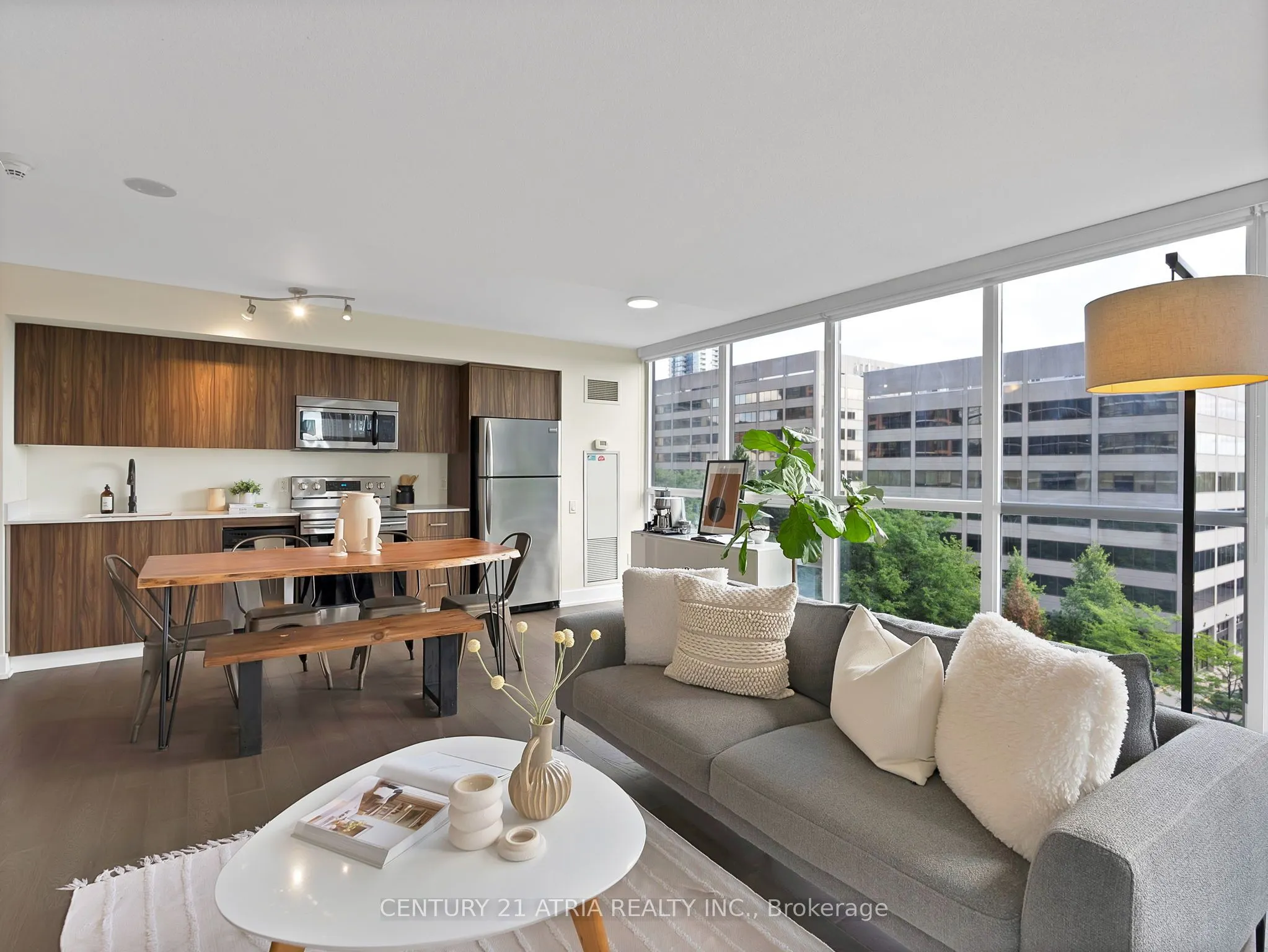 23 Sheppard Avenue E, #609