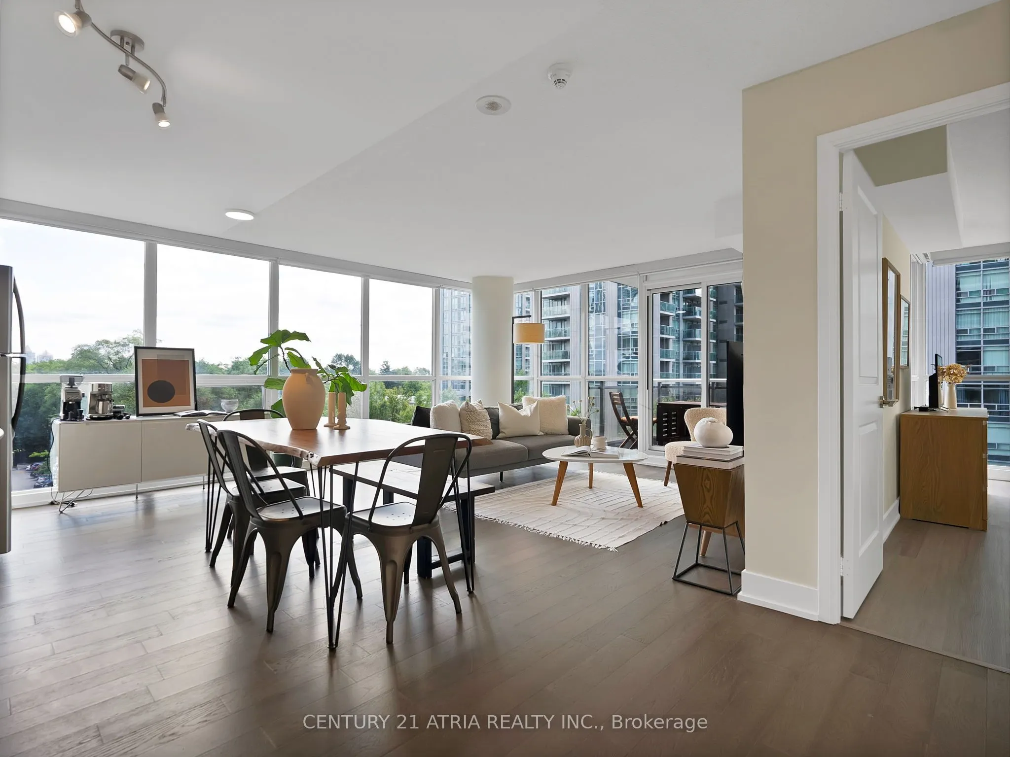 23 Sheppard Avenue E, #609