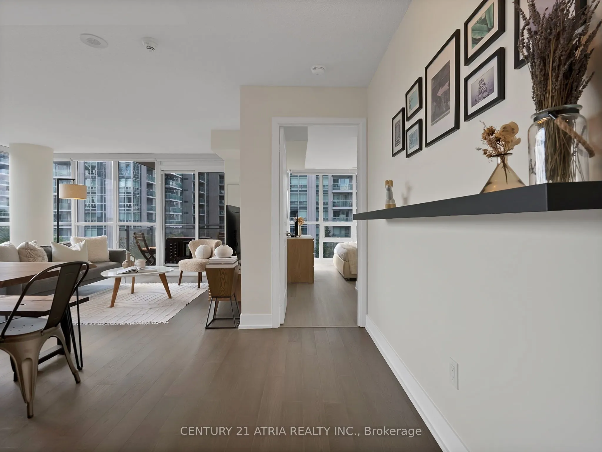 23 Sheppard Avenue E, #609