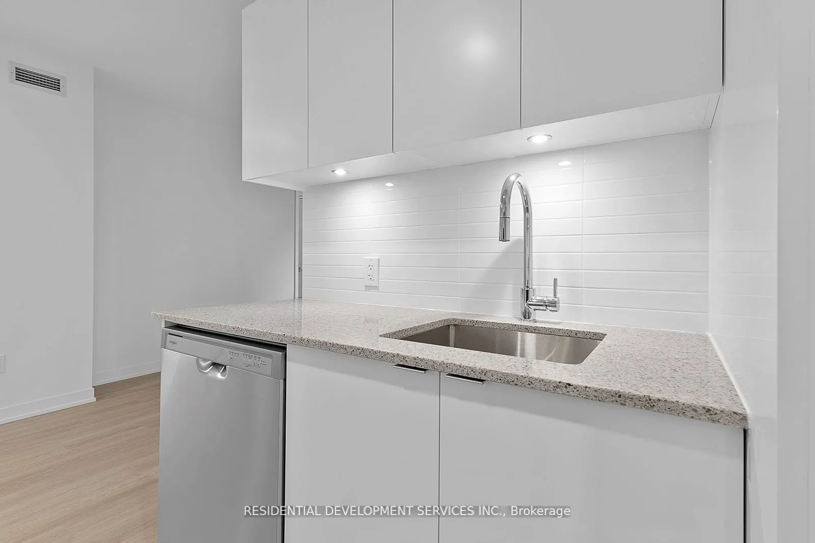500 Wilson Avenue, #306