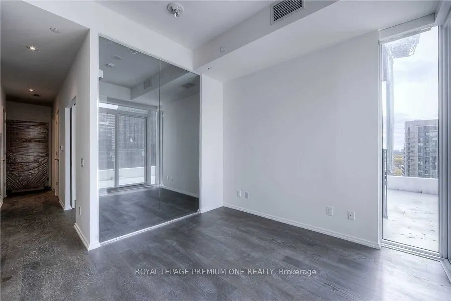 5 SOUDAN Avenue, ##1012