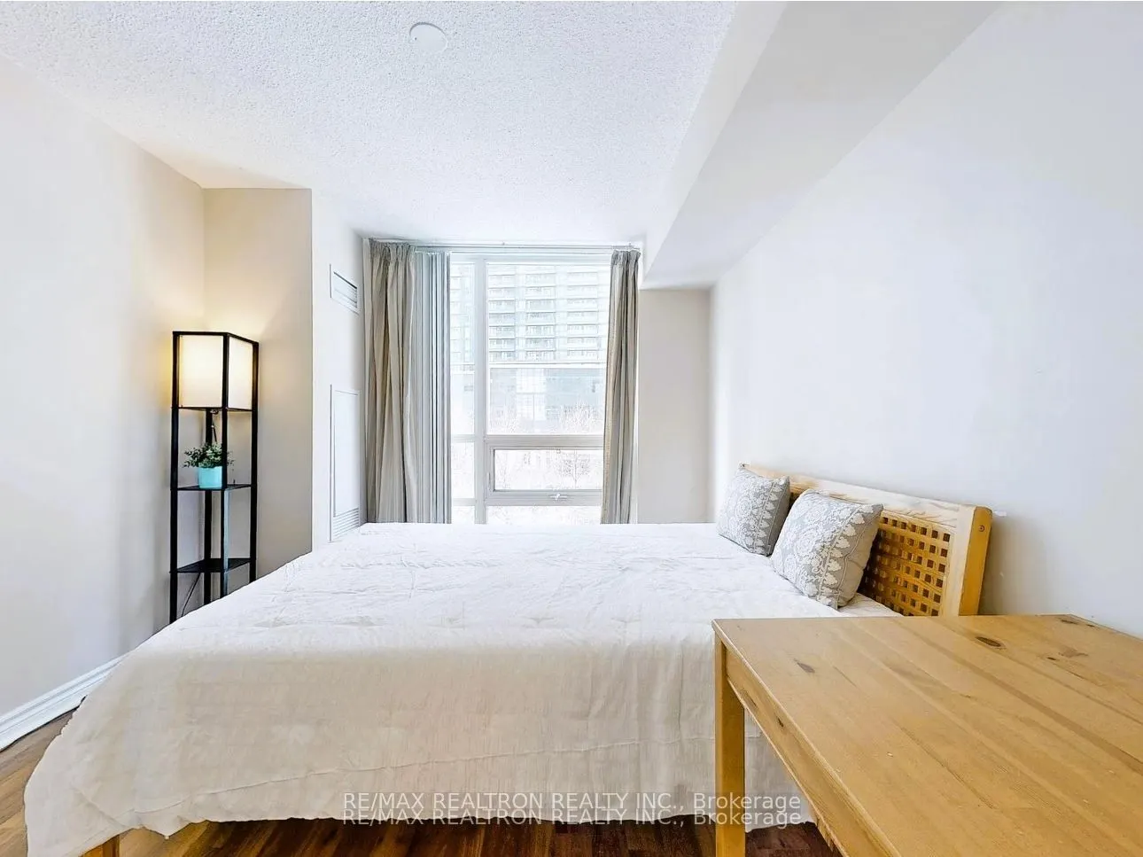 35 Hollywood Avenue, #509