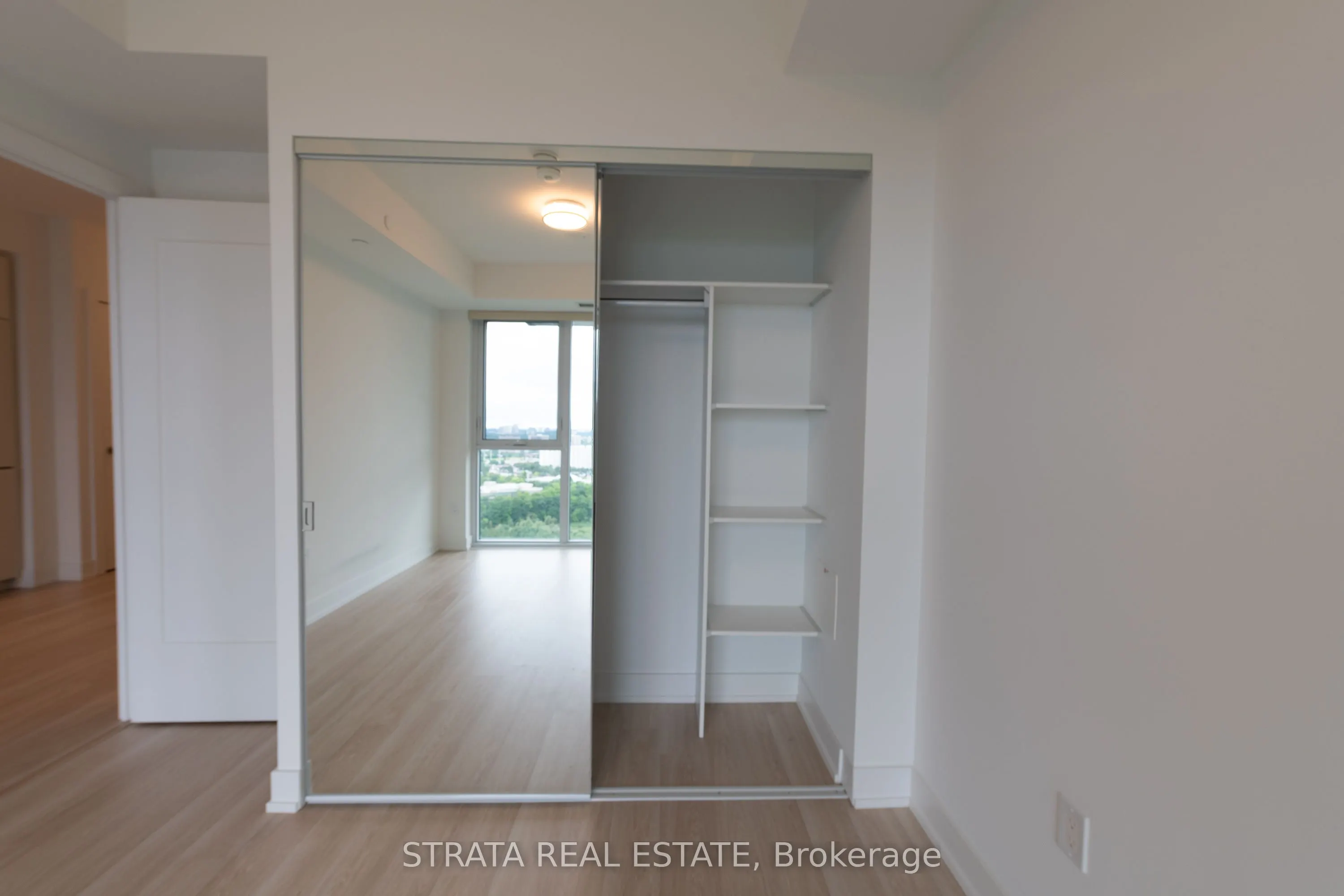 30 Inn On the Park Drive, #3007