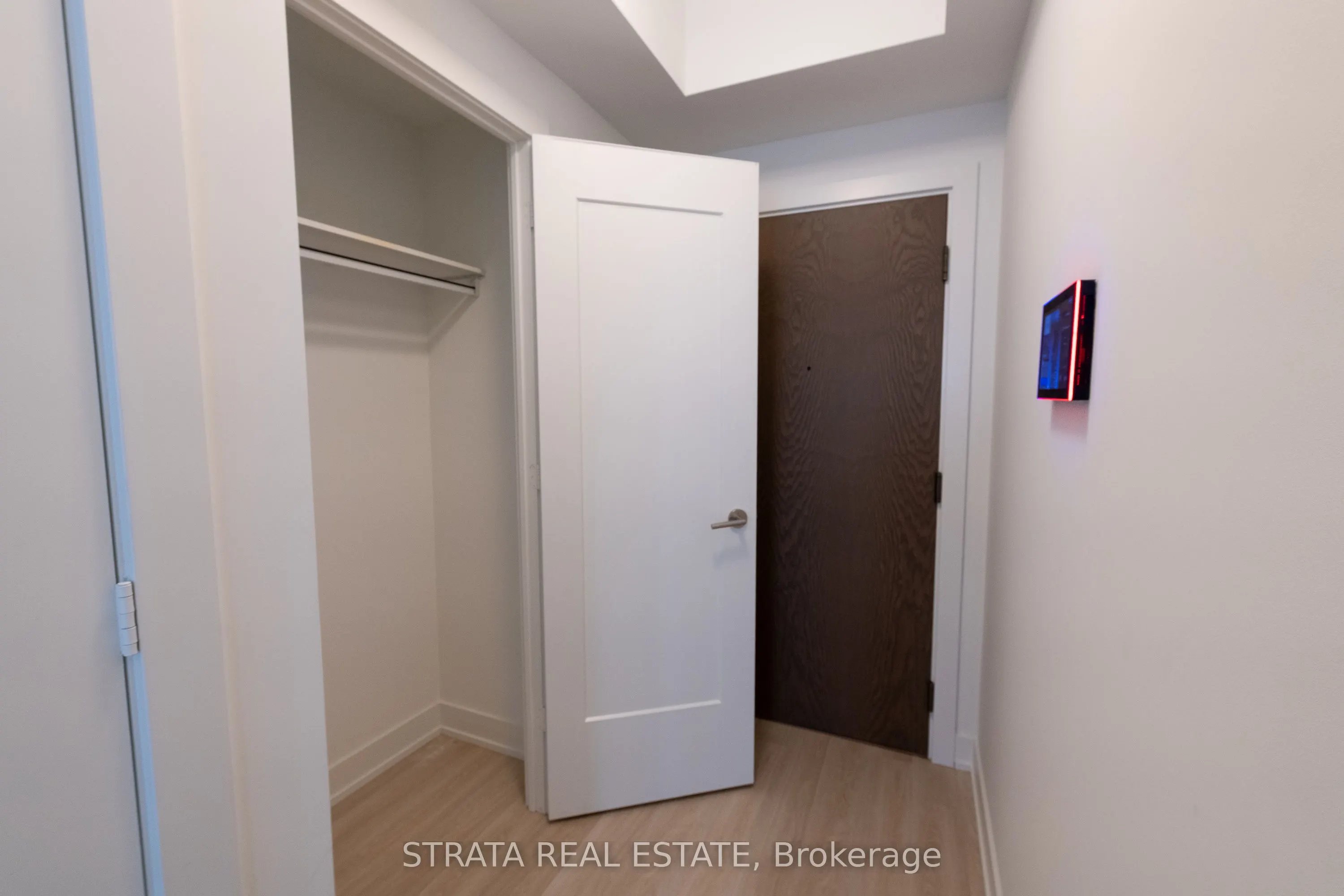 30 Inn On the Park Drive, #3007