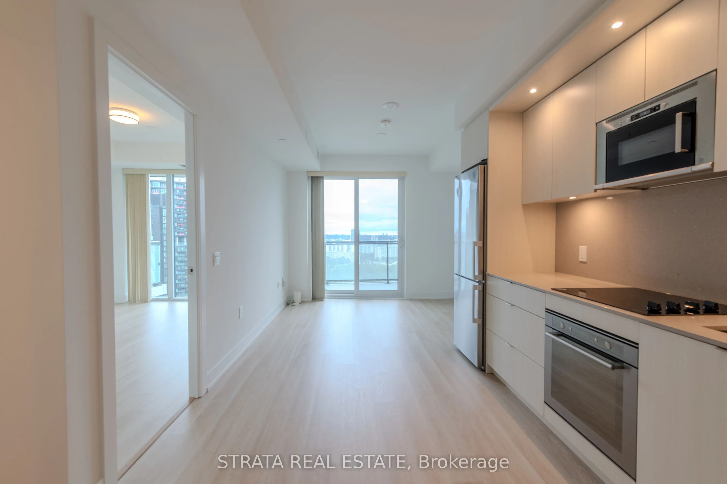 30 Inn On the Park Drive, #3007