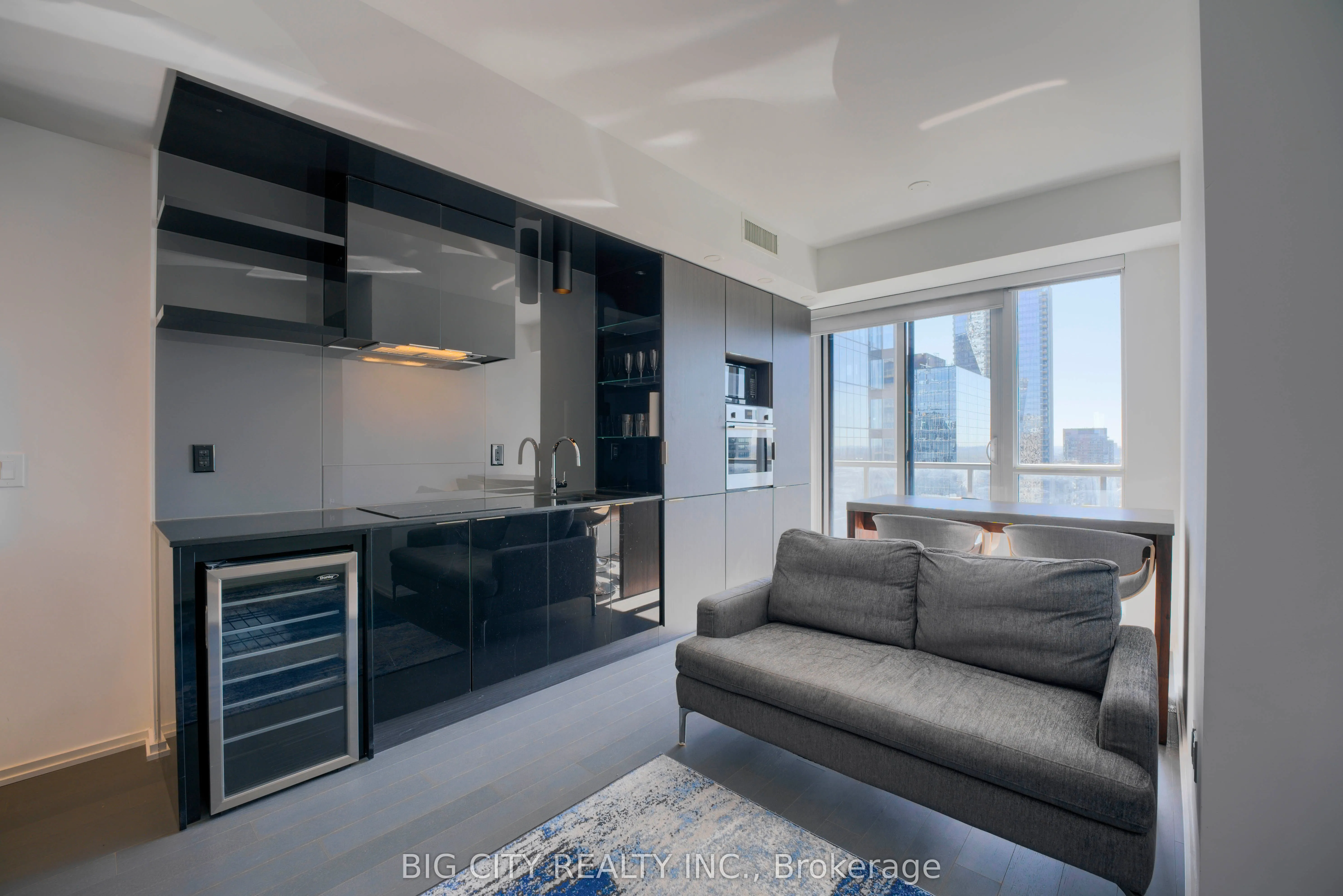 70 Temperance Street, #4014