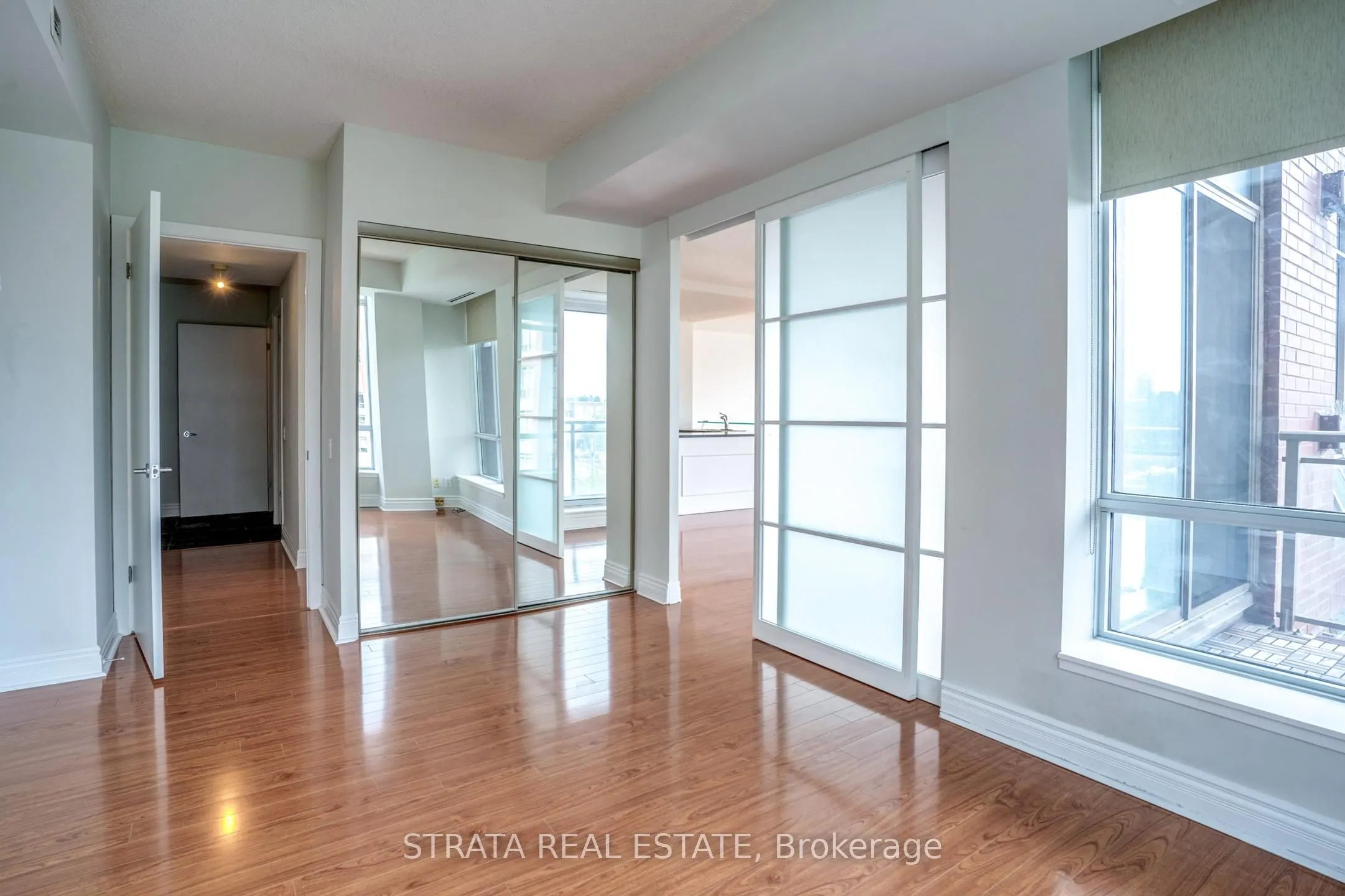 500 Queens Quay W, #402W