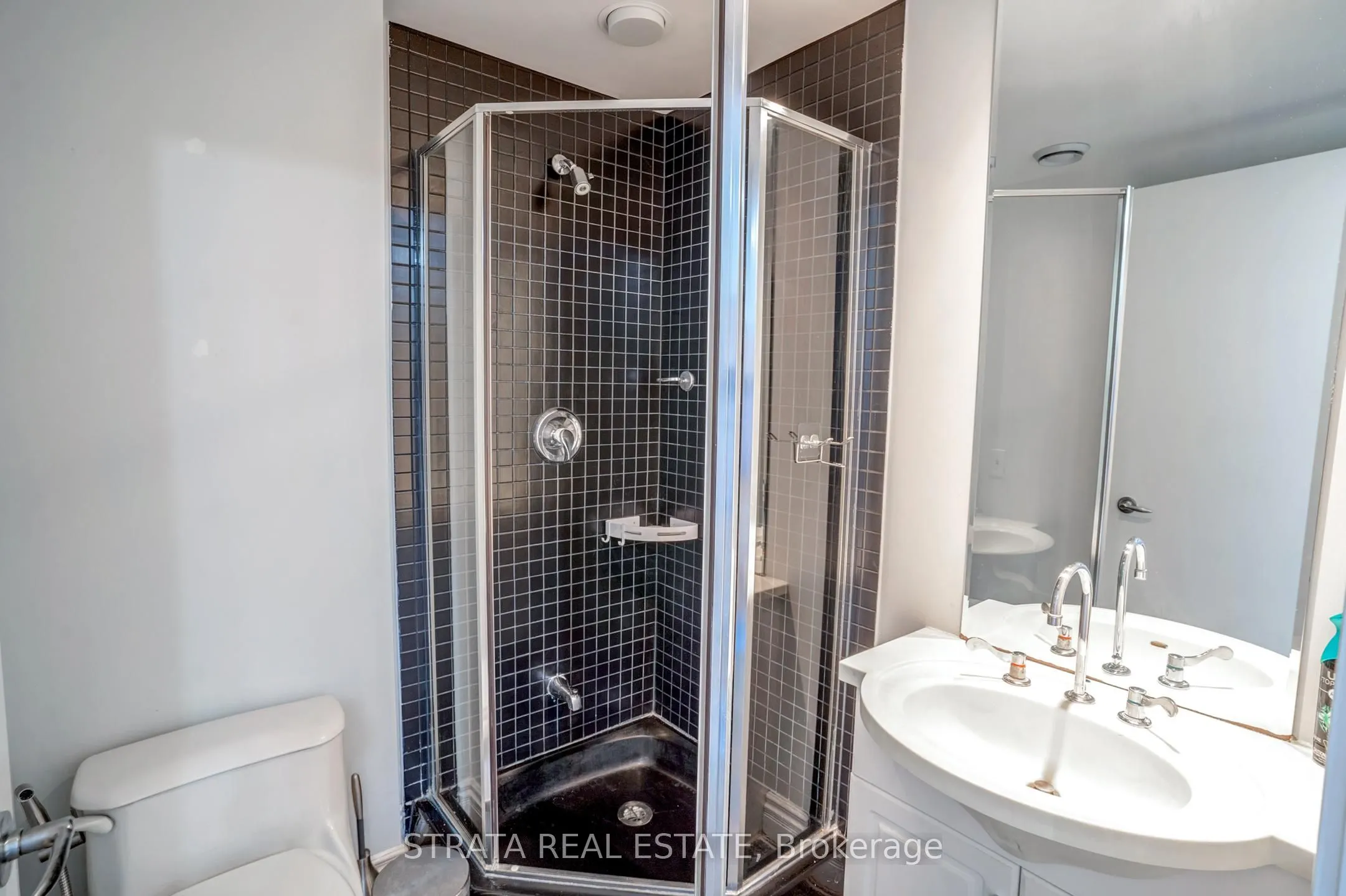 500 Queens Quay W, #402W