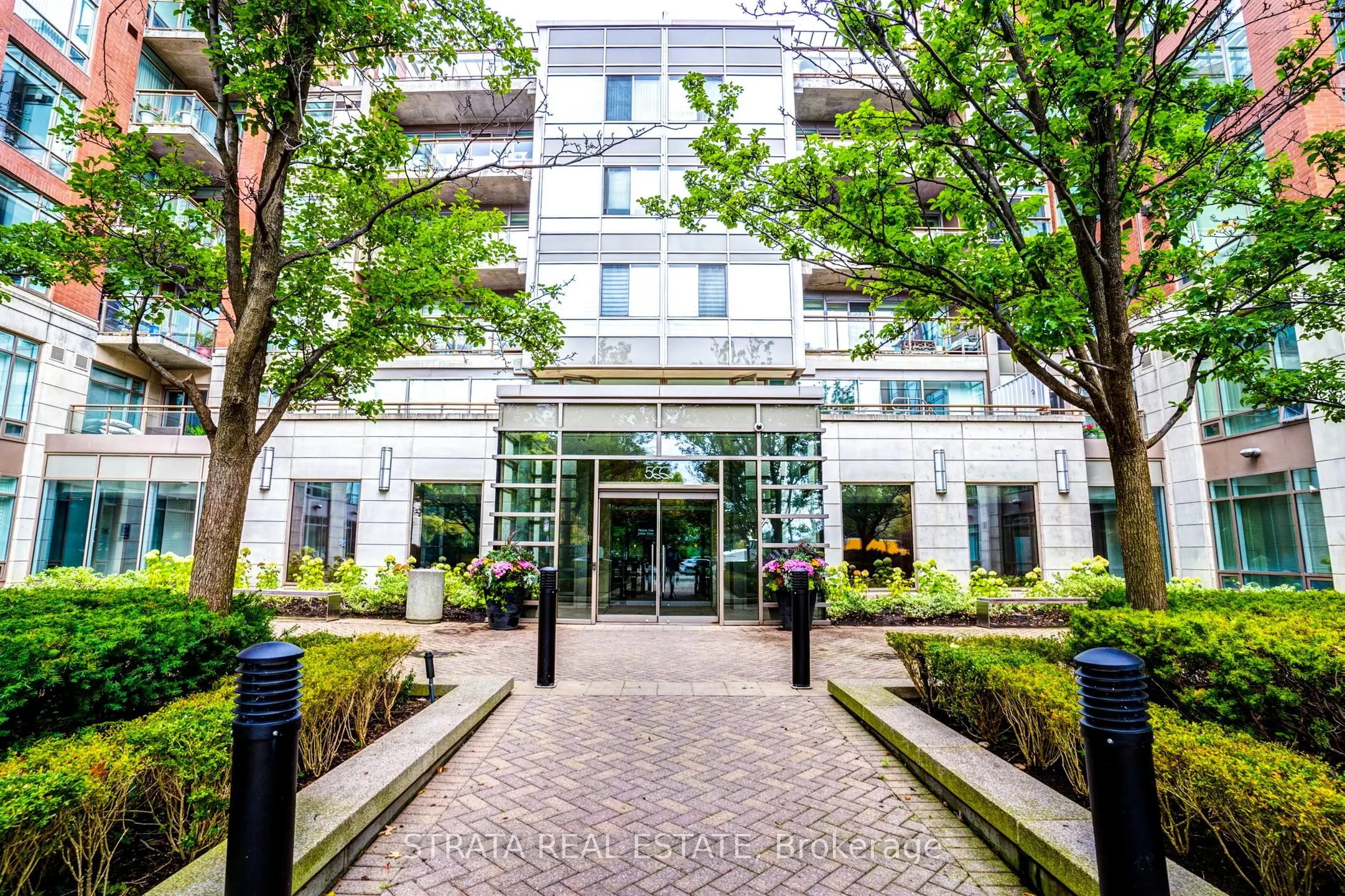 500 Queens Quay W, #402W