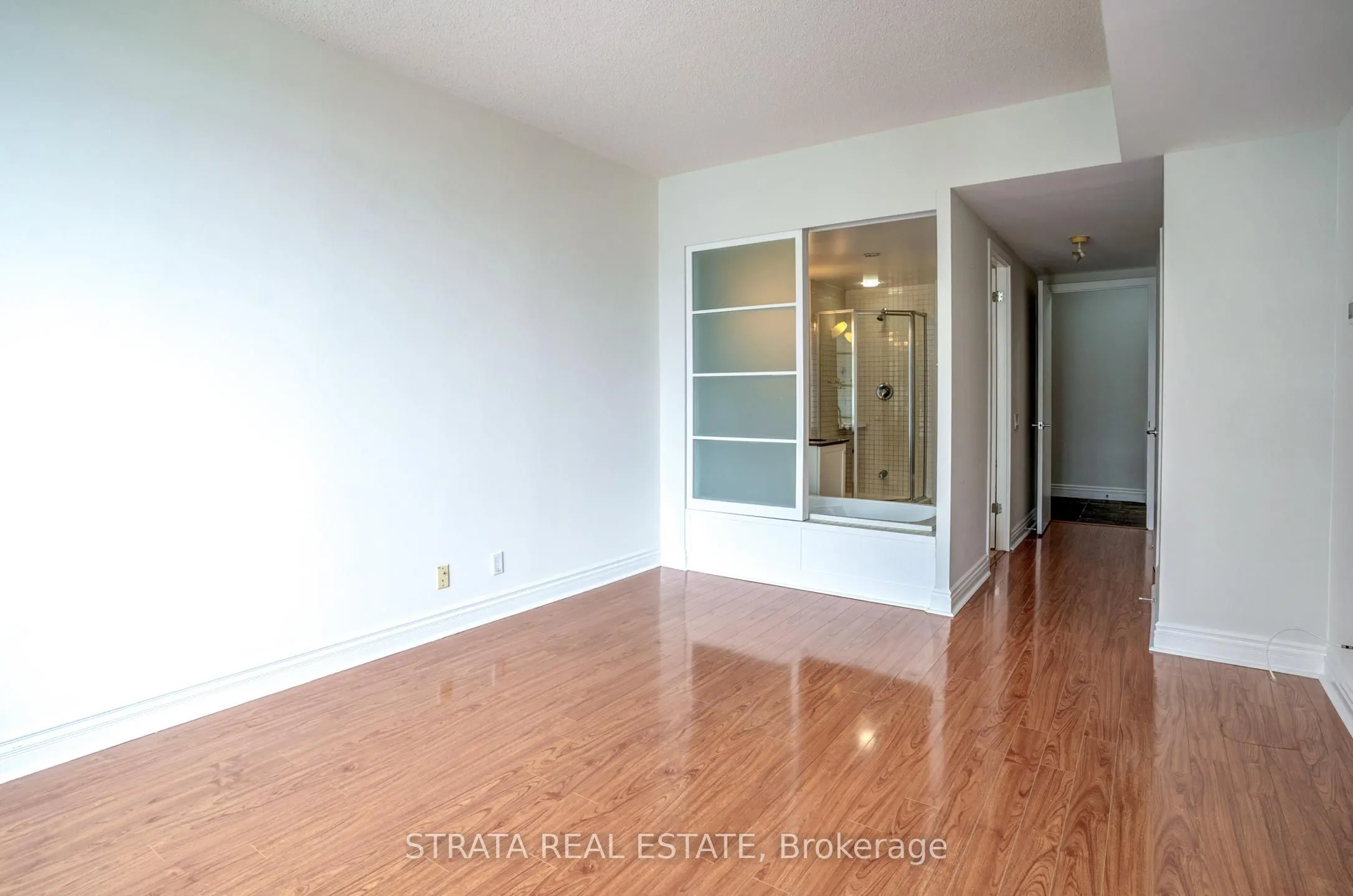 500 Queens Quay W, #402W