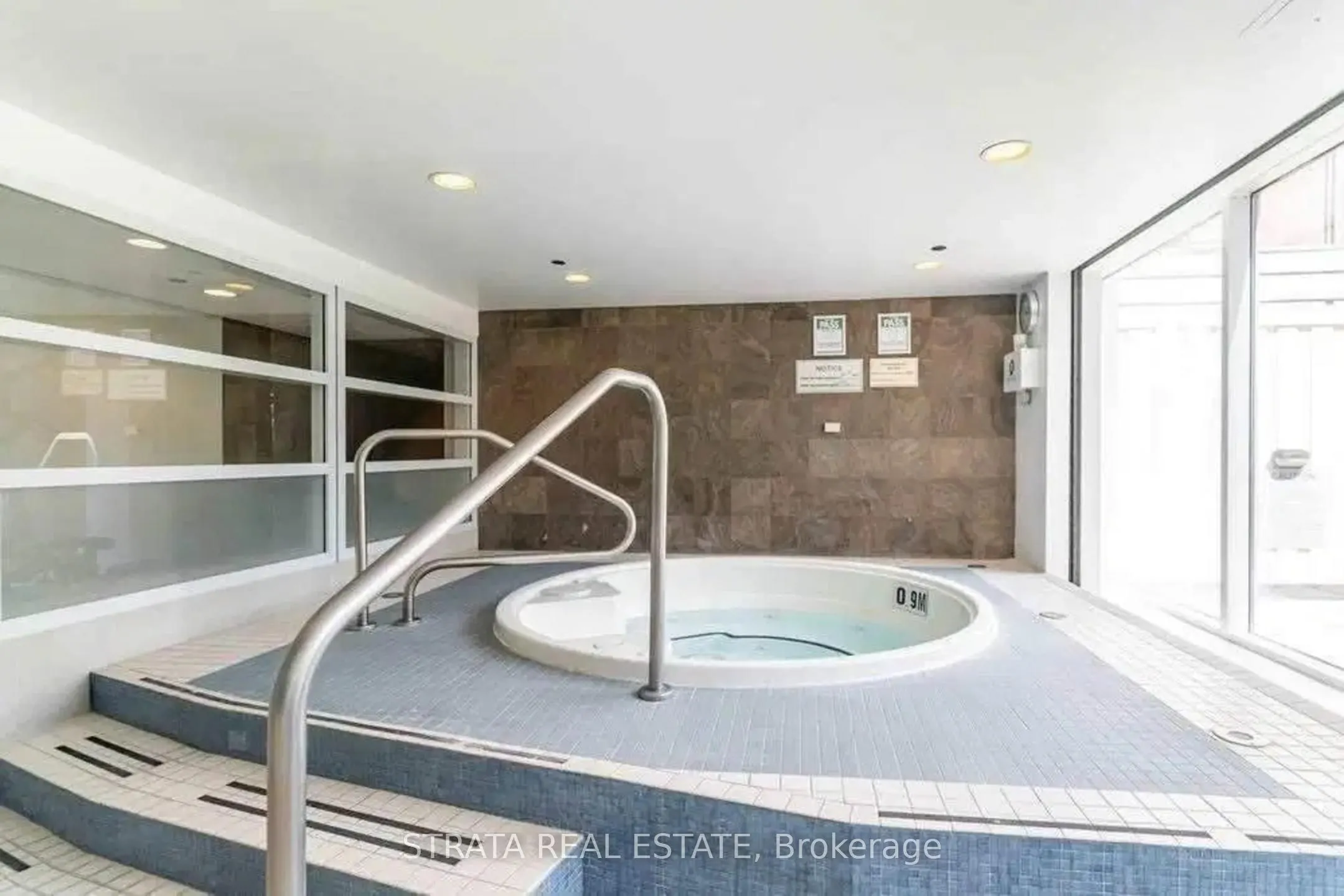 500 Queens Quay W, #402W