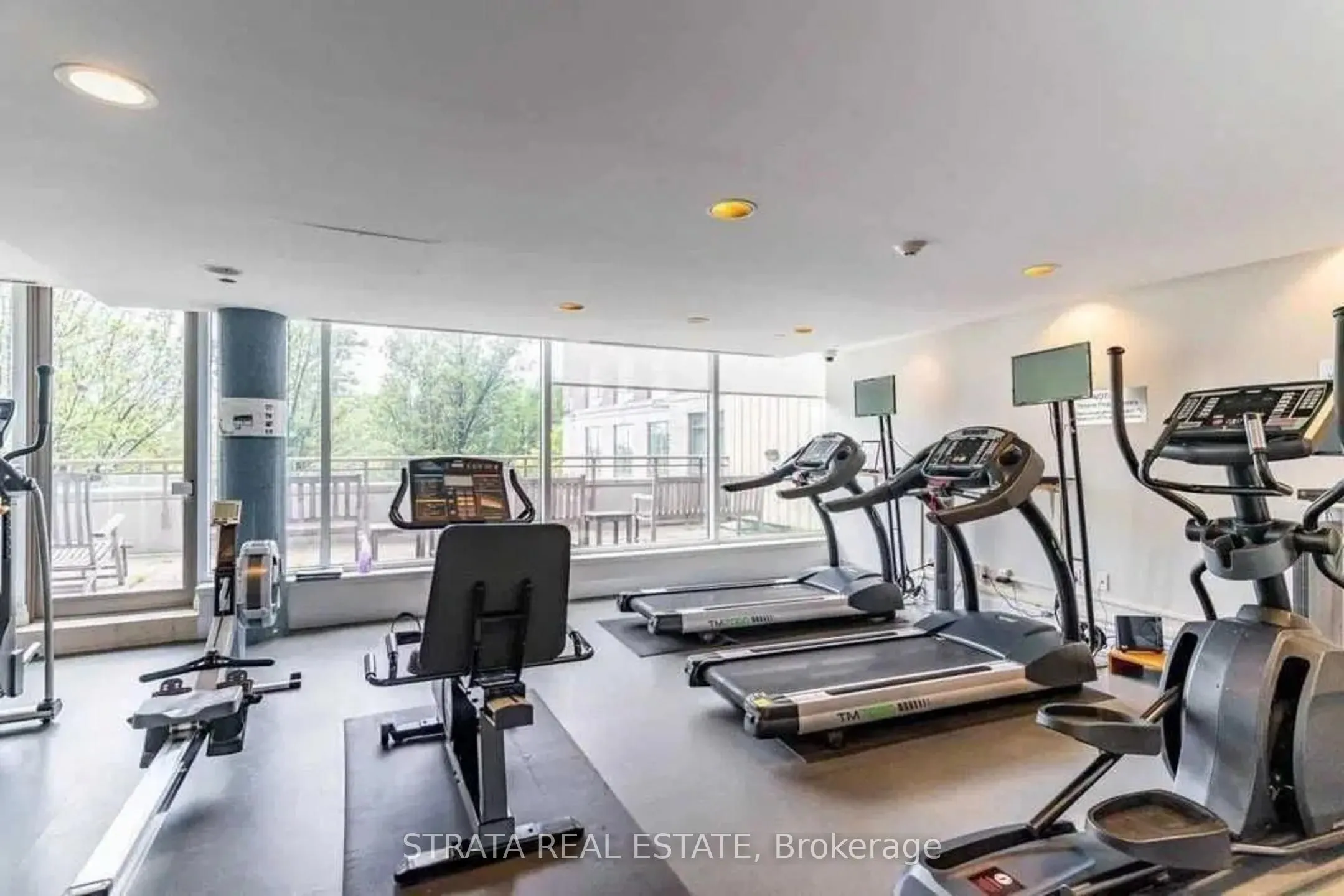 500 Queens Quay W, #402W