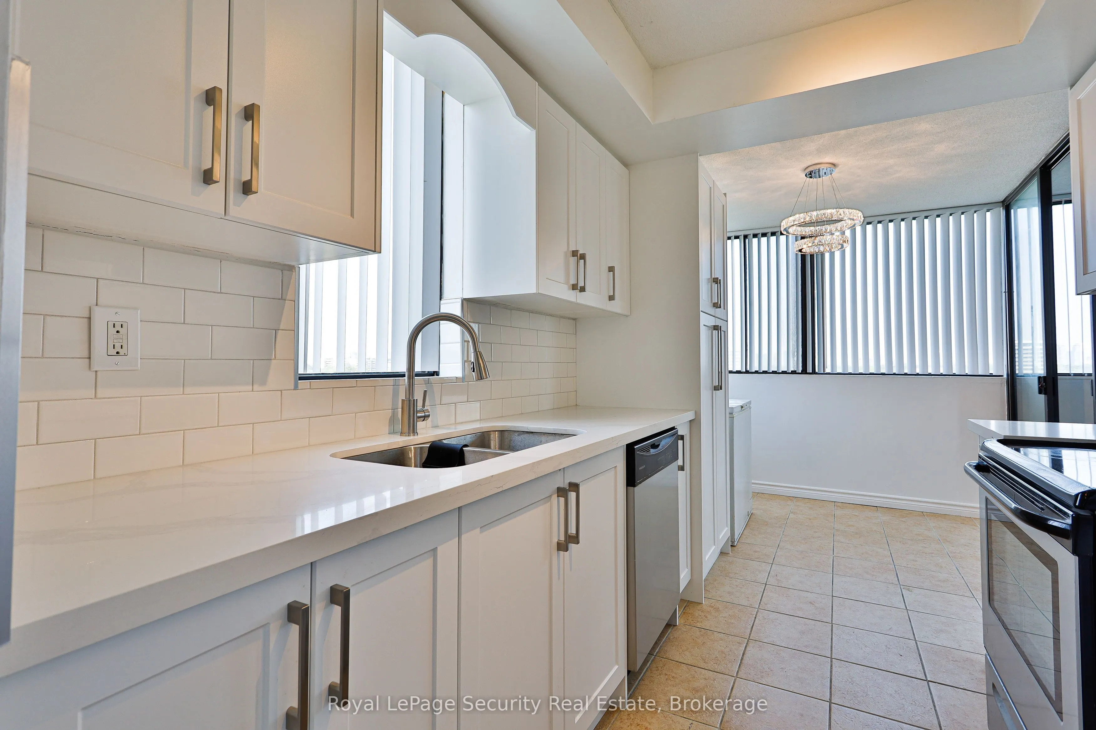 133 Torresdale Avenue, #907