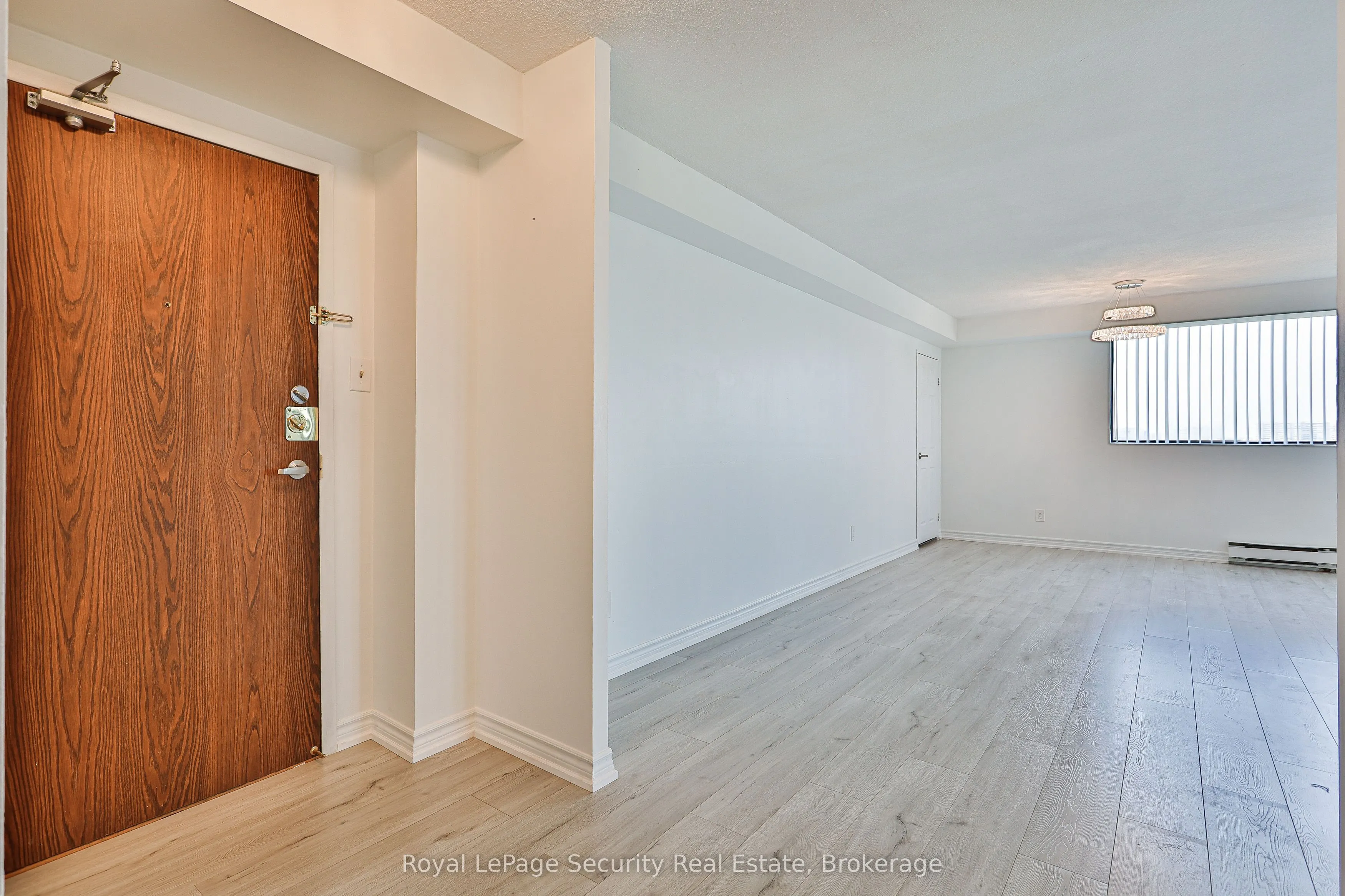 133 Torresdale Avenue, #907