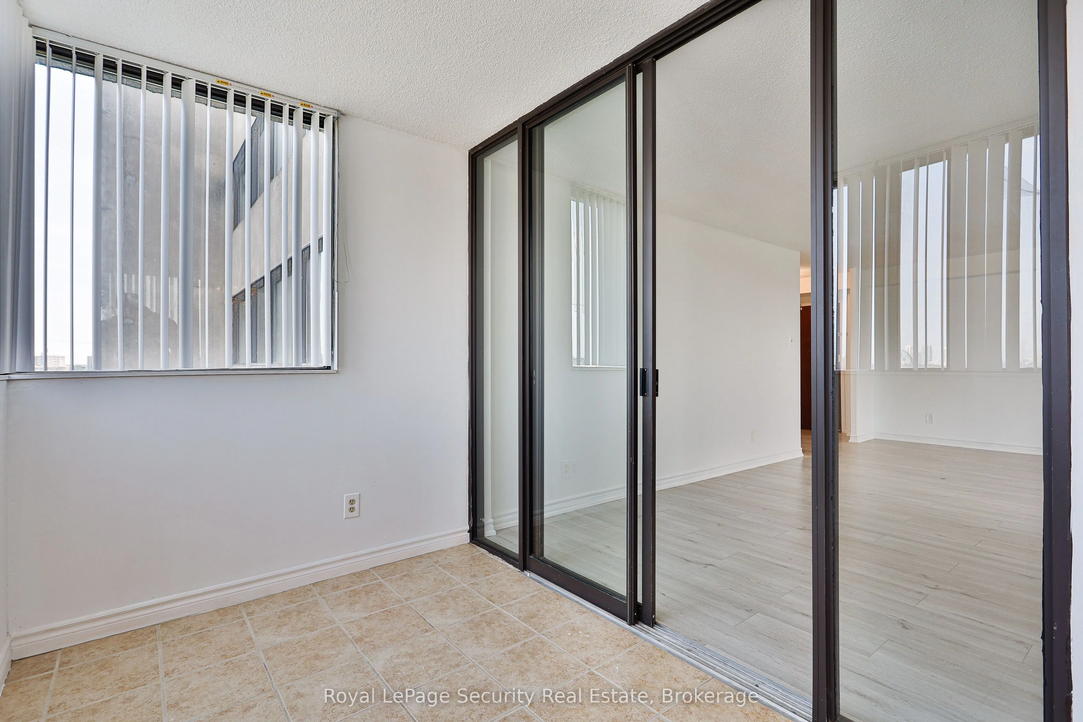 133 Torresdale Avenue, #907