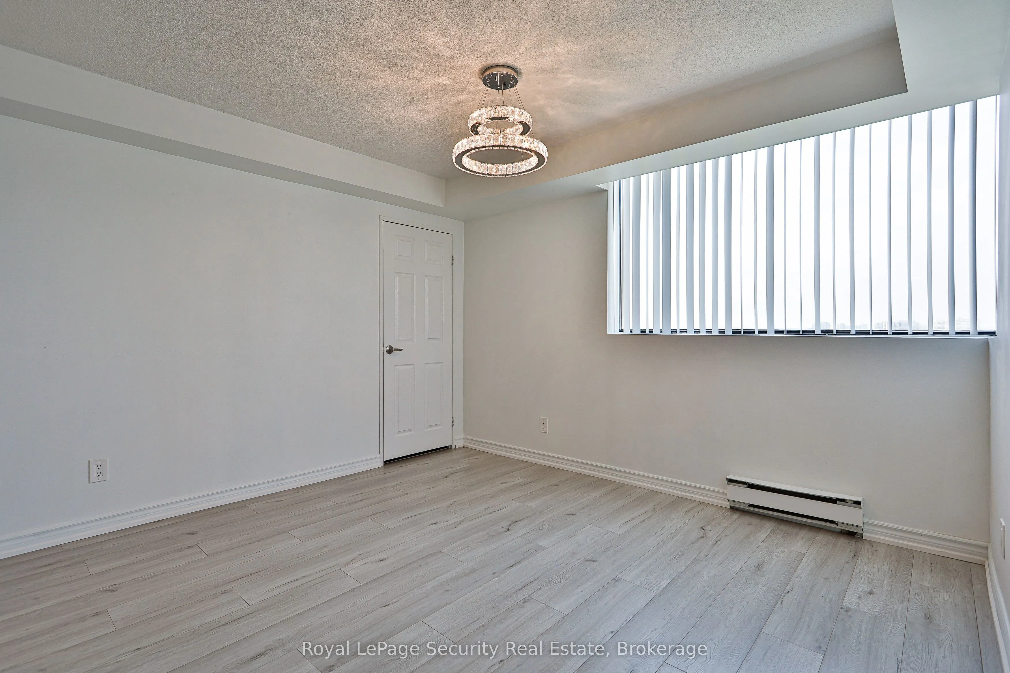 133 Torresdale Avenue, #907