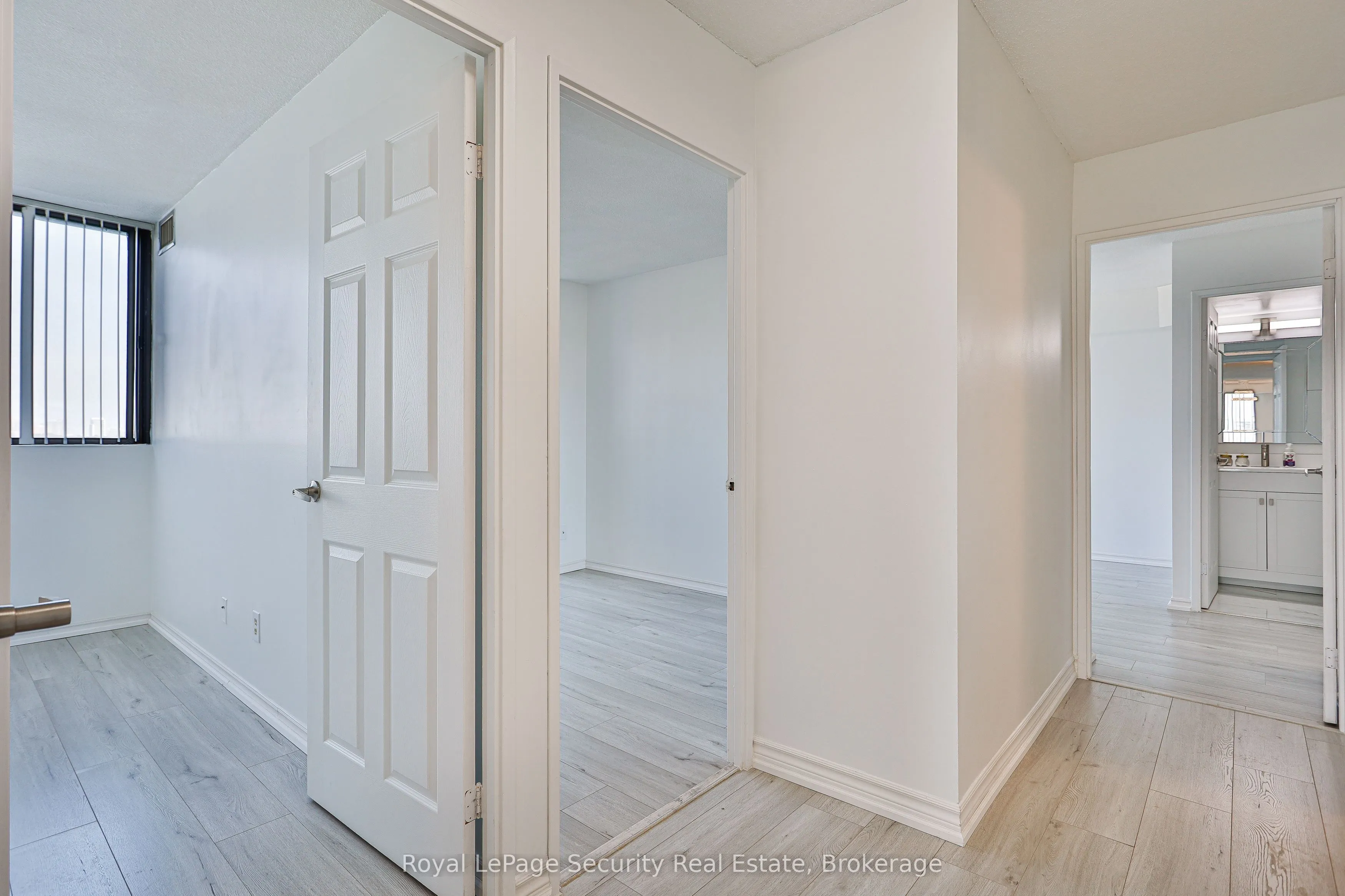 133 Torresdale Avenue, #907