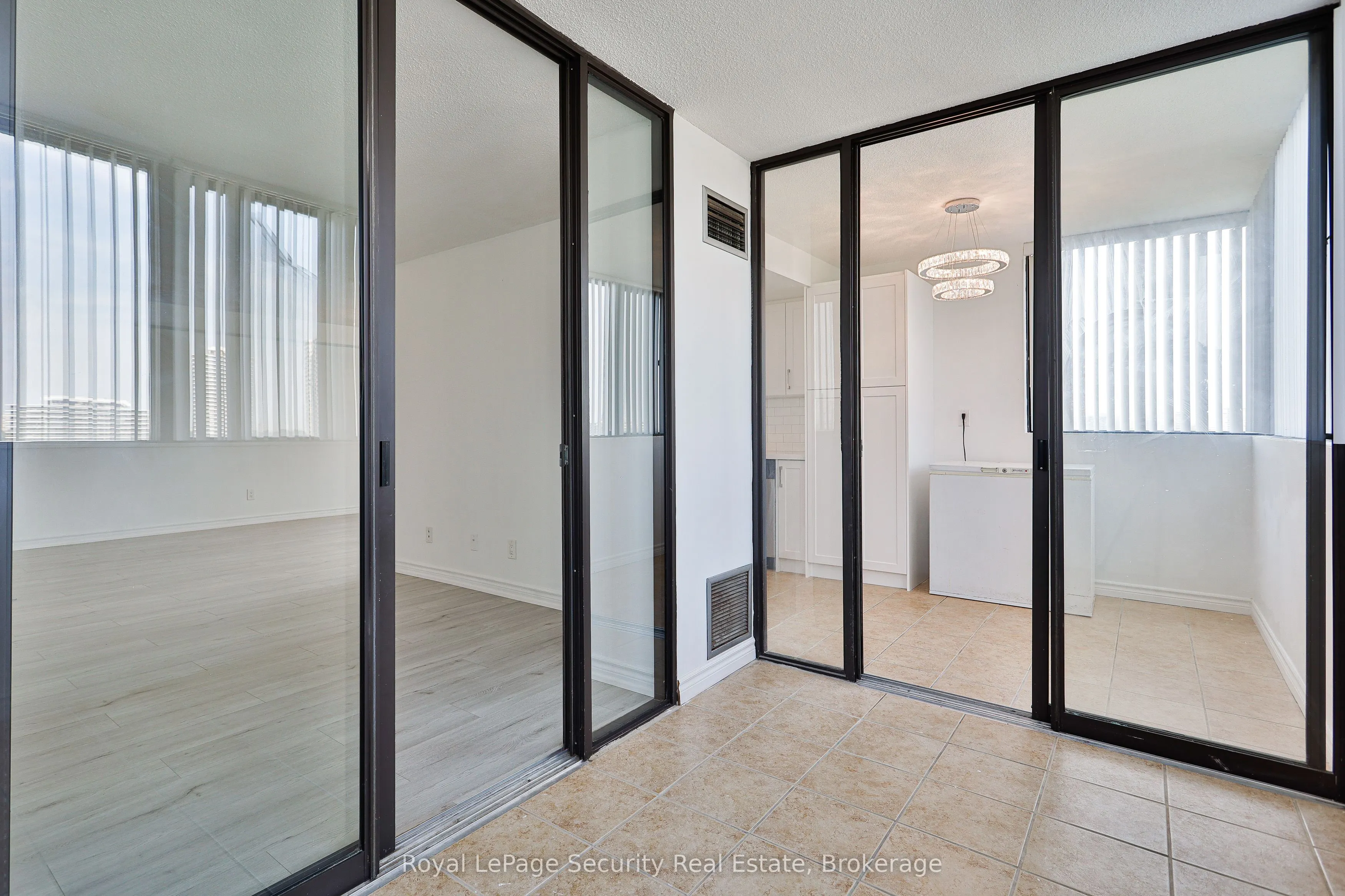 133 Torresdale Avenue, #907