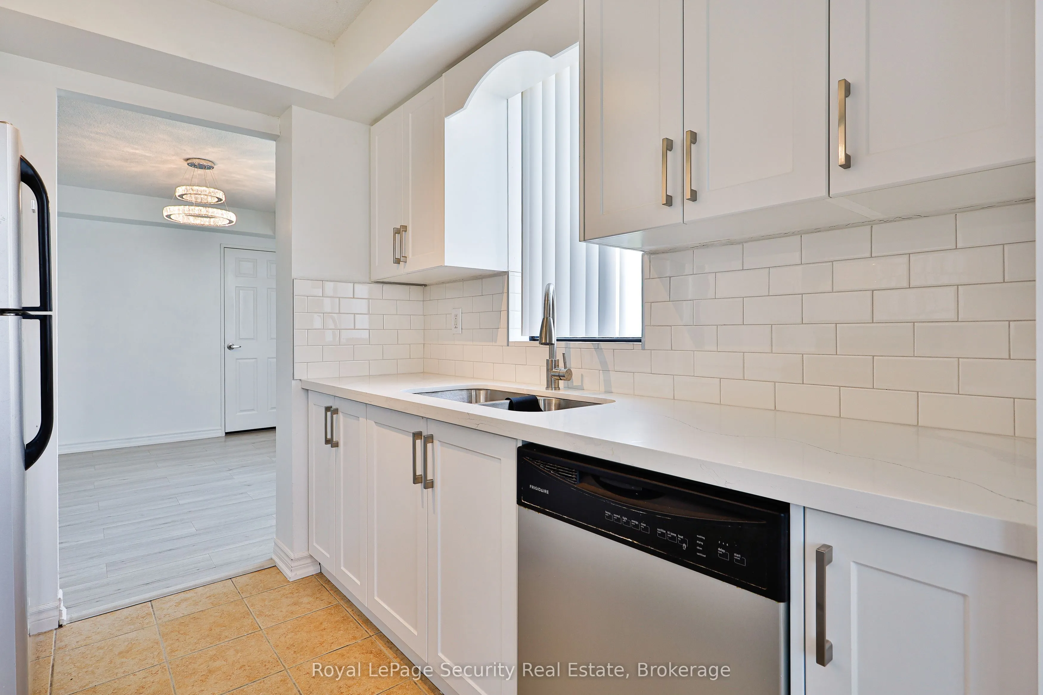 133 Torresdale Avenue, #907