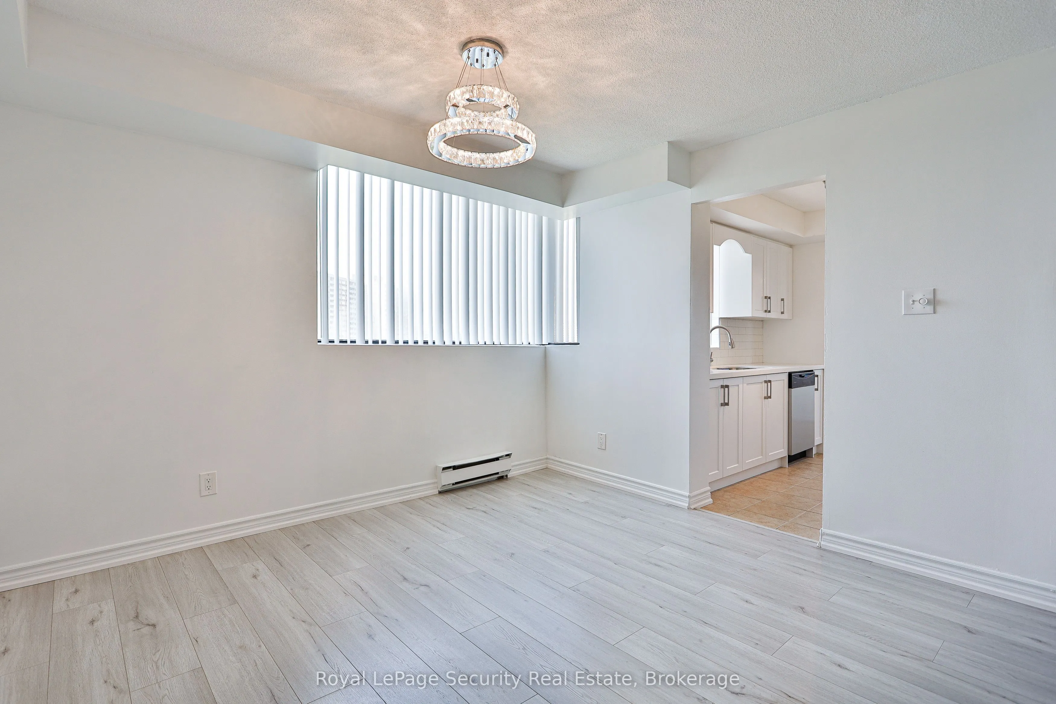 133 Torresdale Avenue, #907