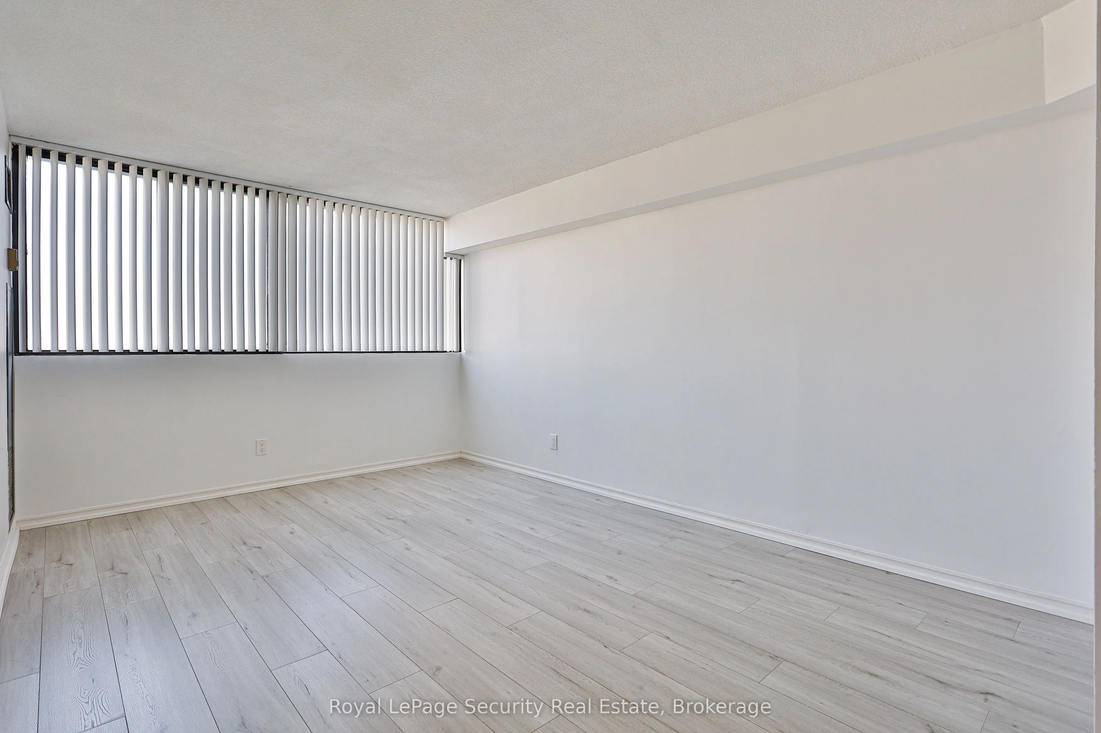 133 Torresdale Avenue, #907